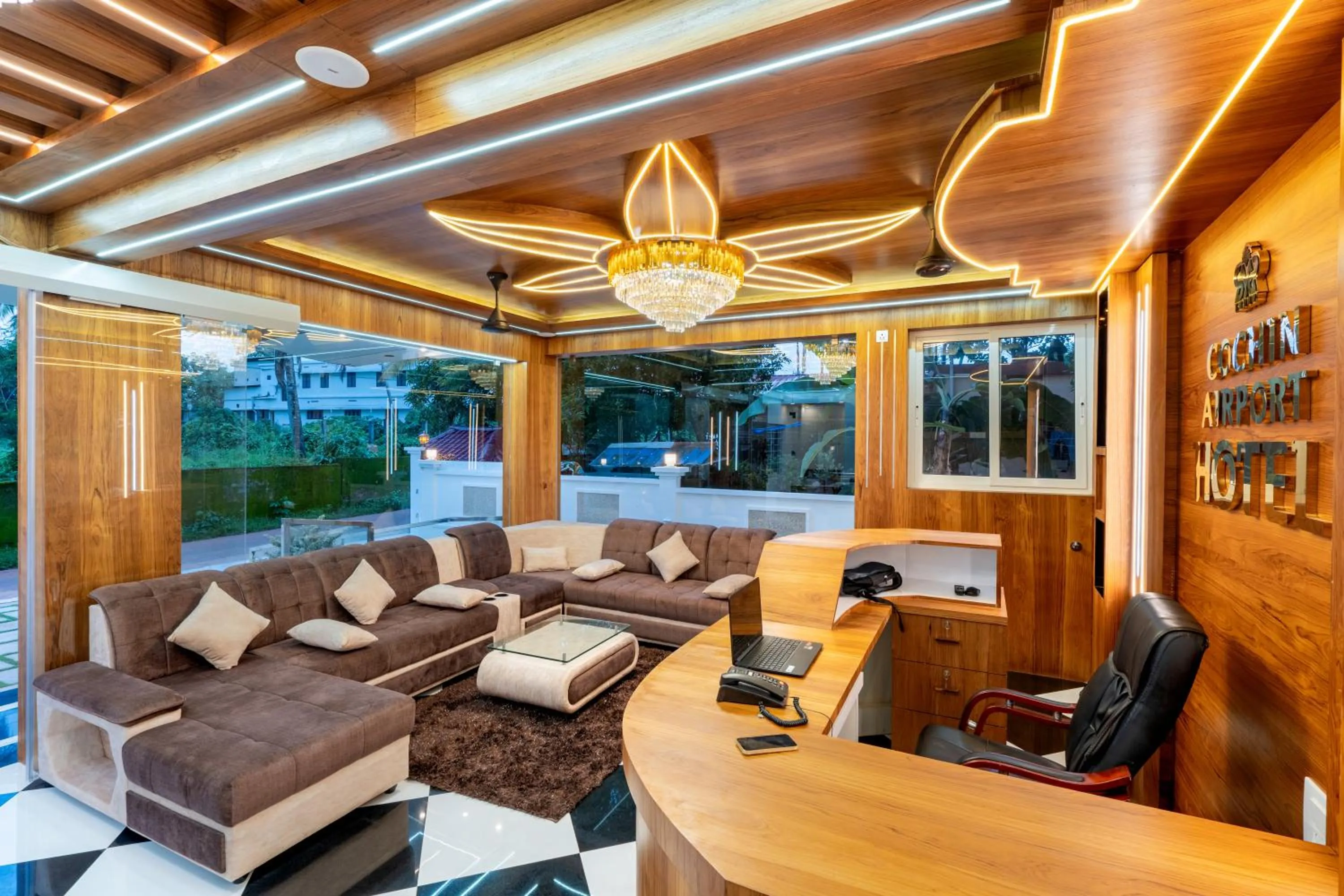 TV and multimedia in Cochin Airport Hotel