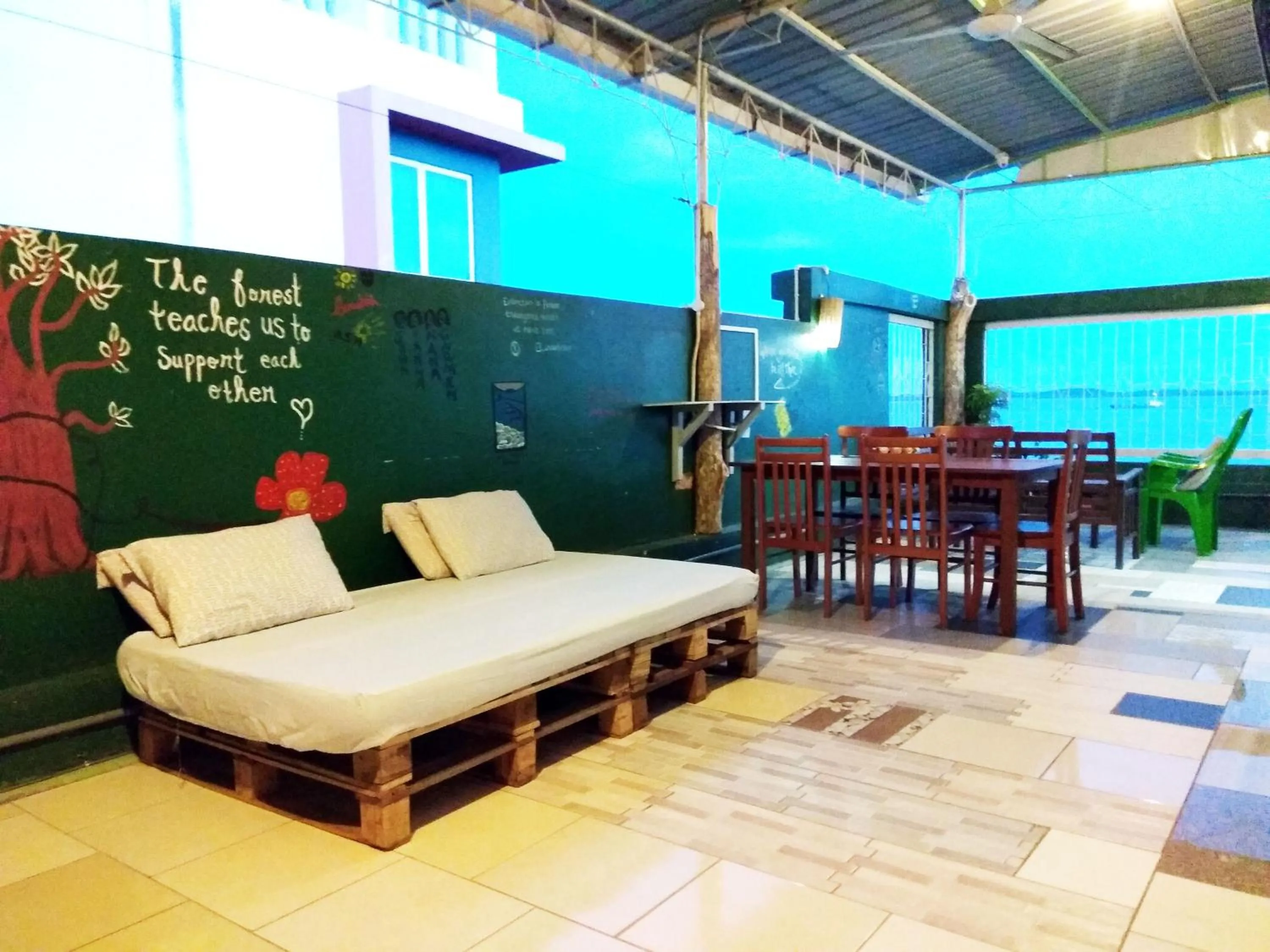 Patio in Sandakan Backpackers Hostel