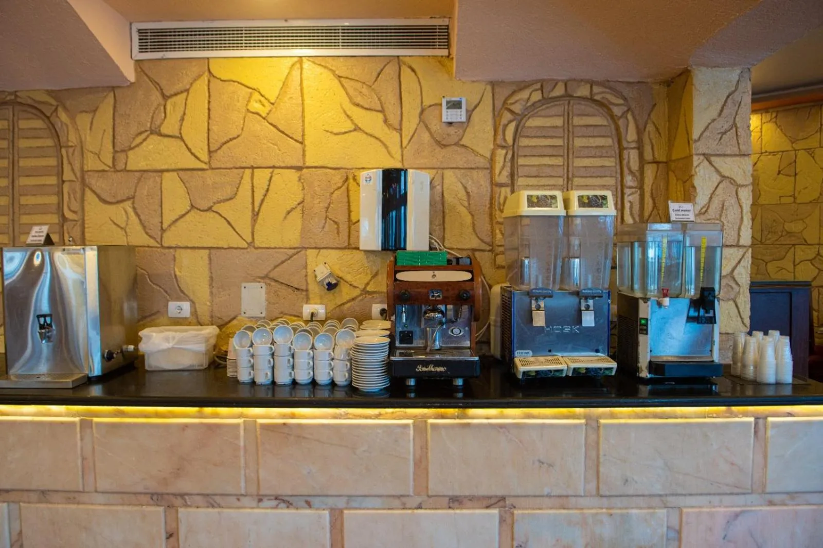 Coffee/tea facilities in Happy Life Village Dahab