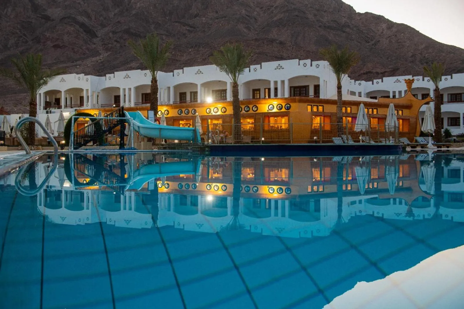 Swimming pool in Happy Life Village Dahab