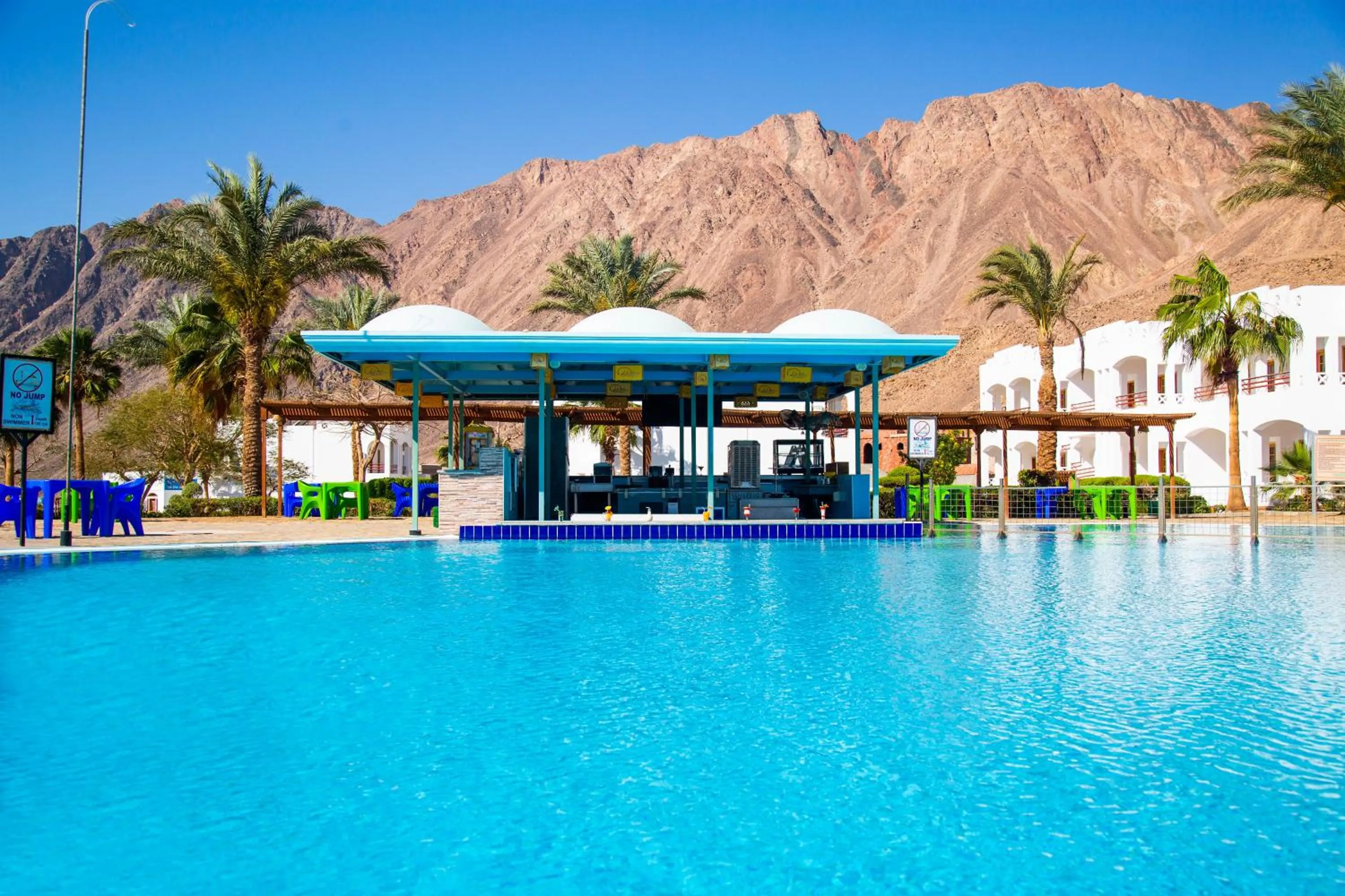 Swimming pool in Happy Life Village Dahab