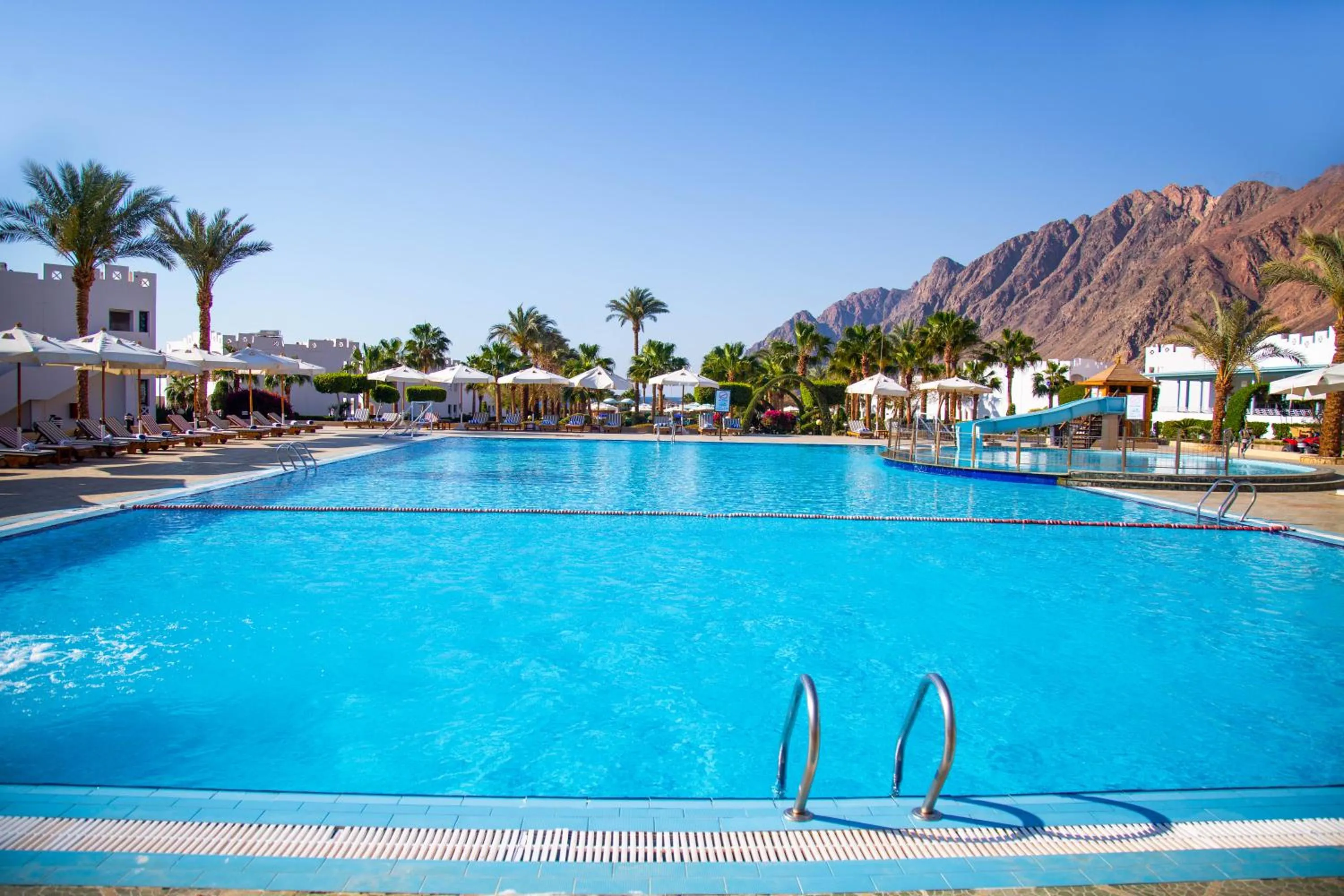 Swimming pool in Happy Life Village Dahab