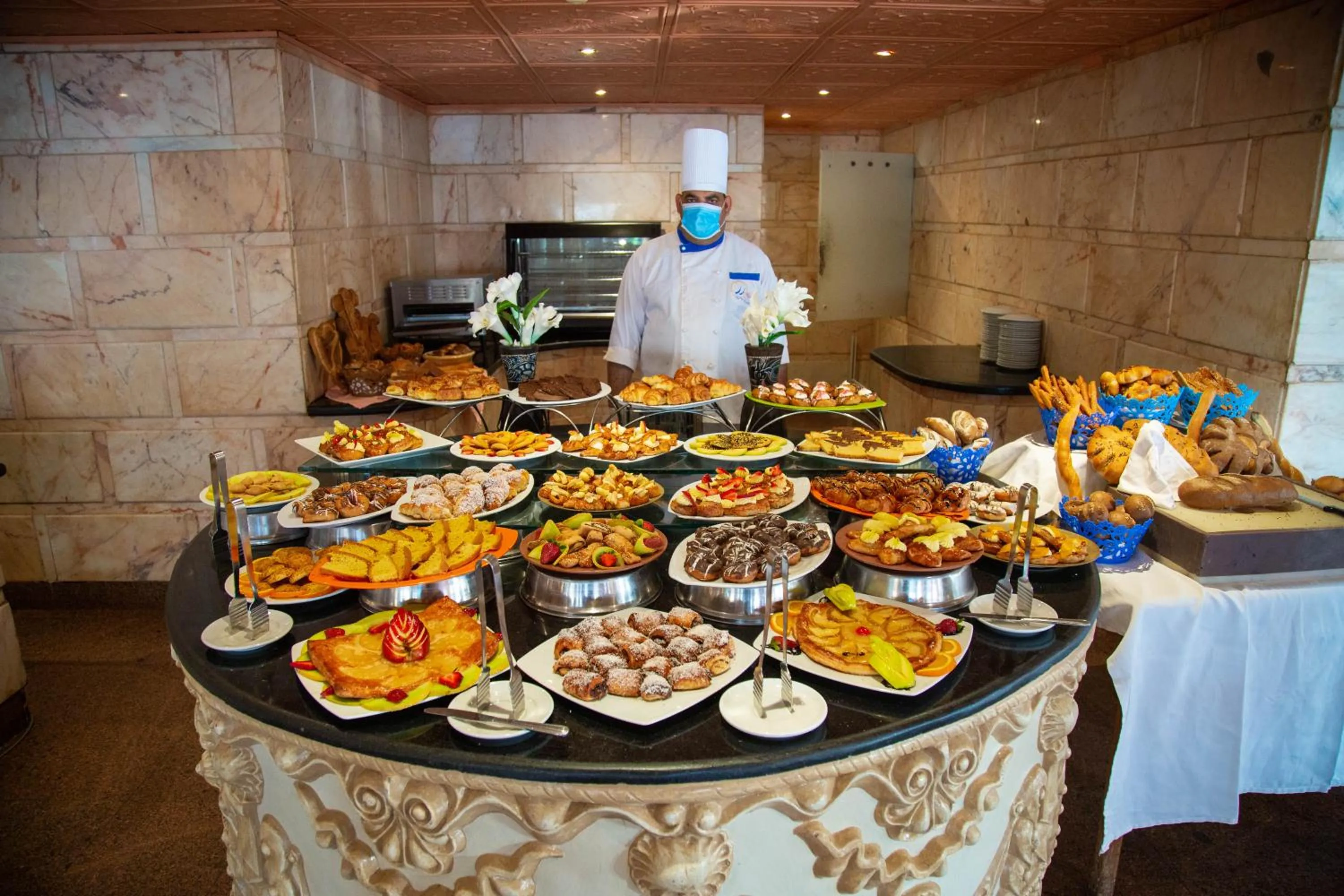 Food and drinks in Happy Life Village Dahab