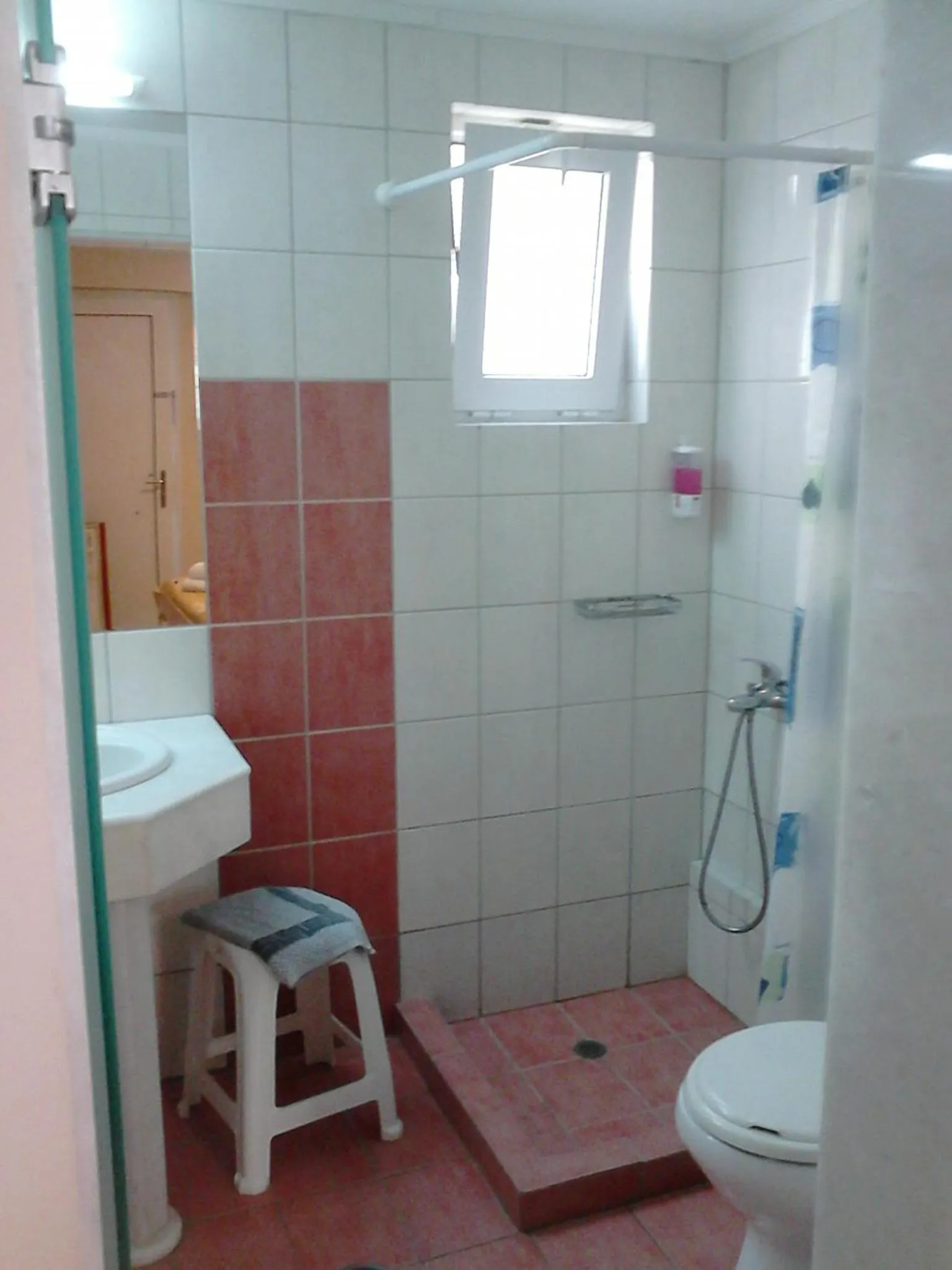 Shower in Frini Hotel