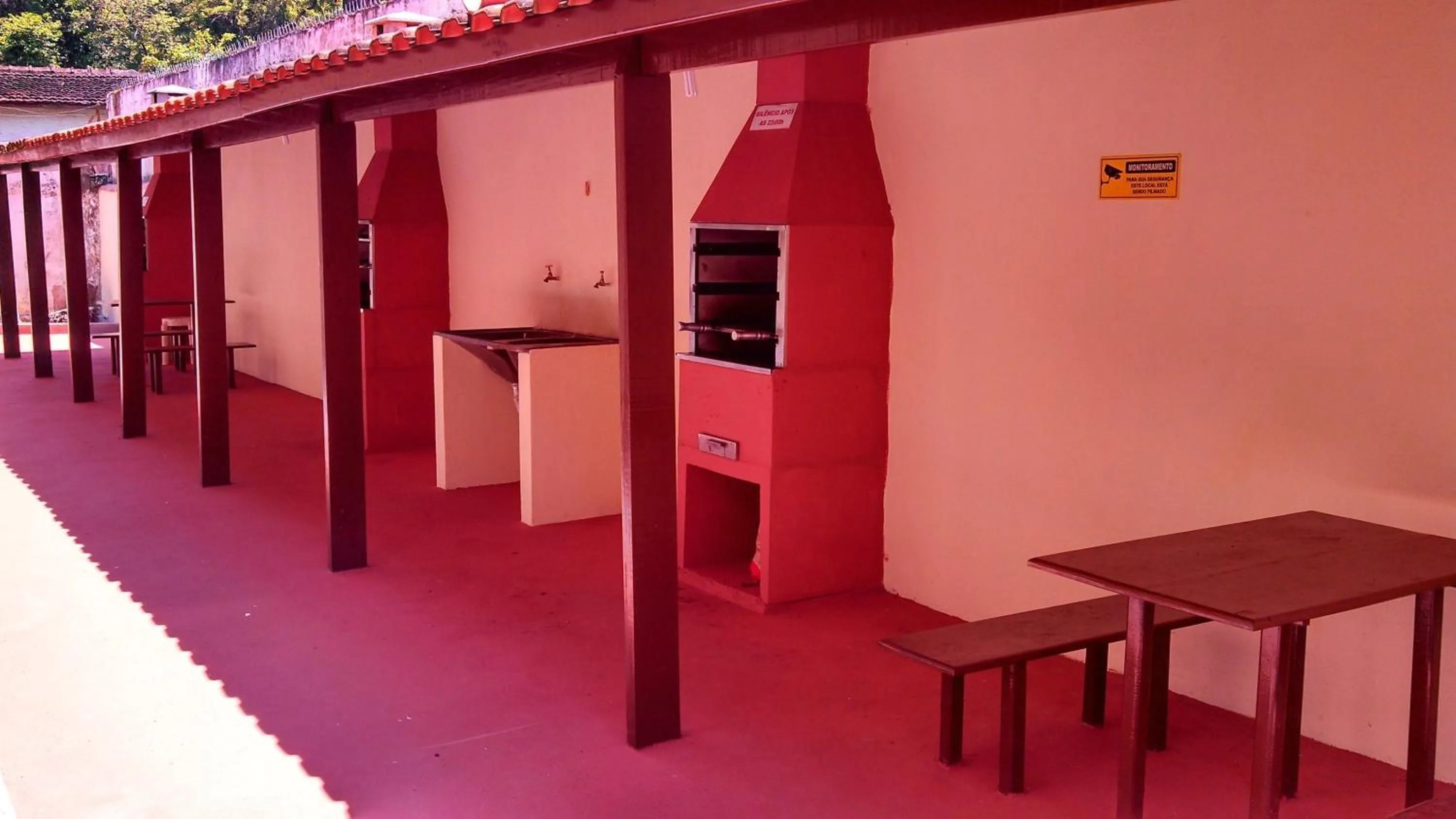 BBQ facilities in Residencial Chalés Âncora