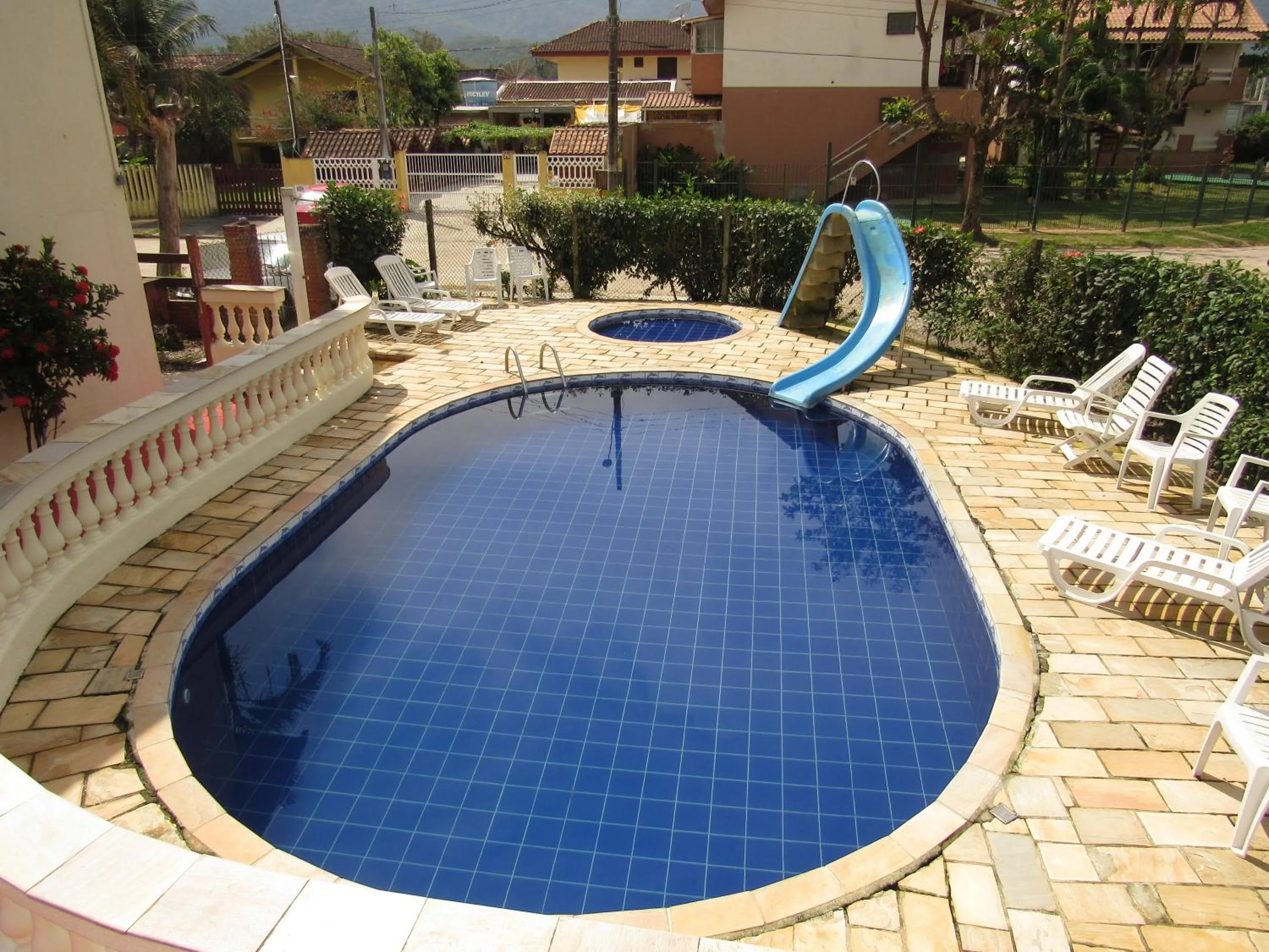 Pool view in Residencial Chalés Âncora