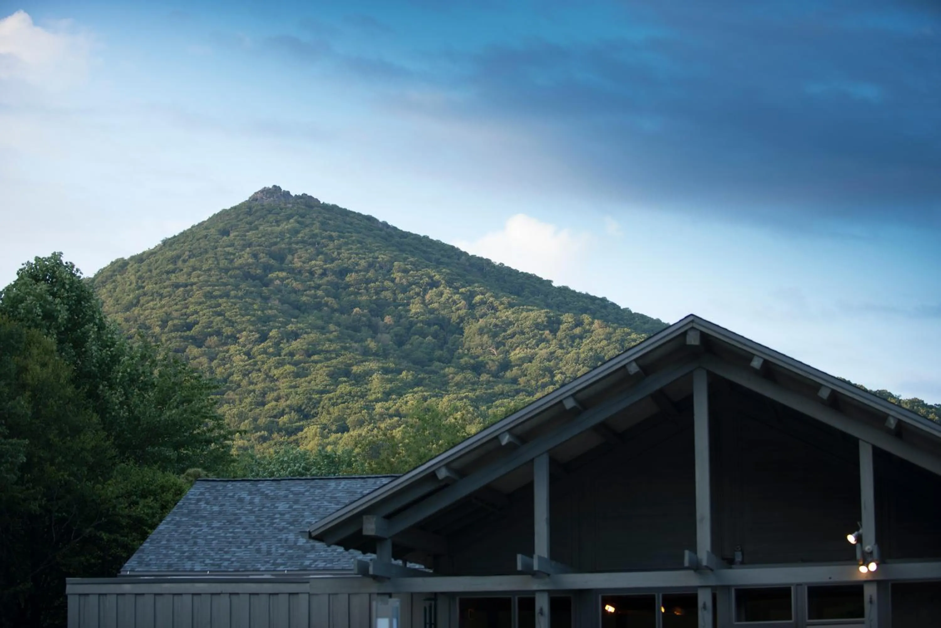 Peaks of Otter Lodge