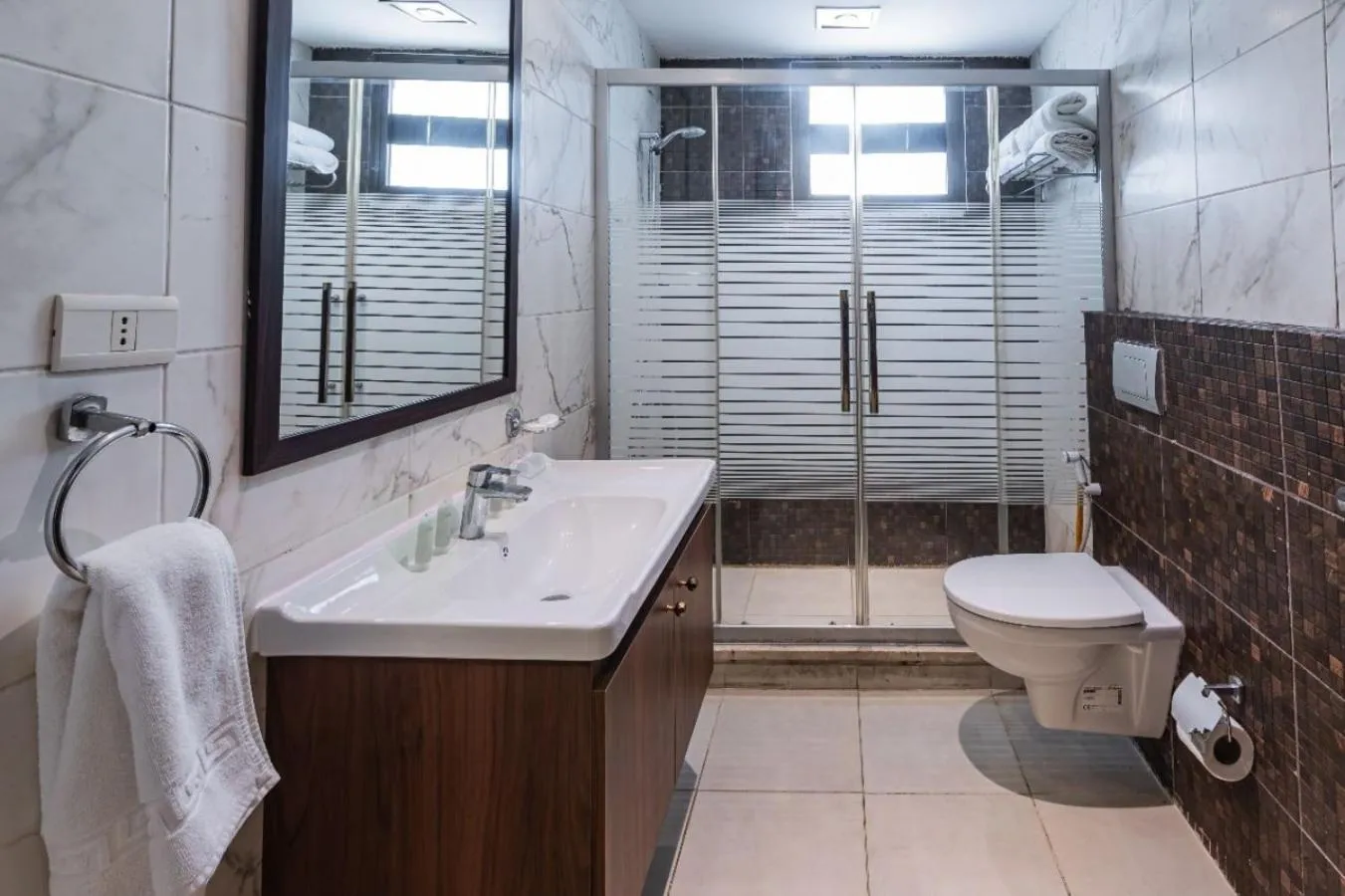 Shower in Lancaster Hotel Apartments-Gardens