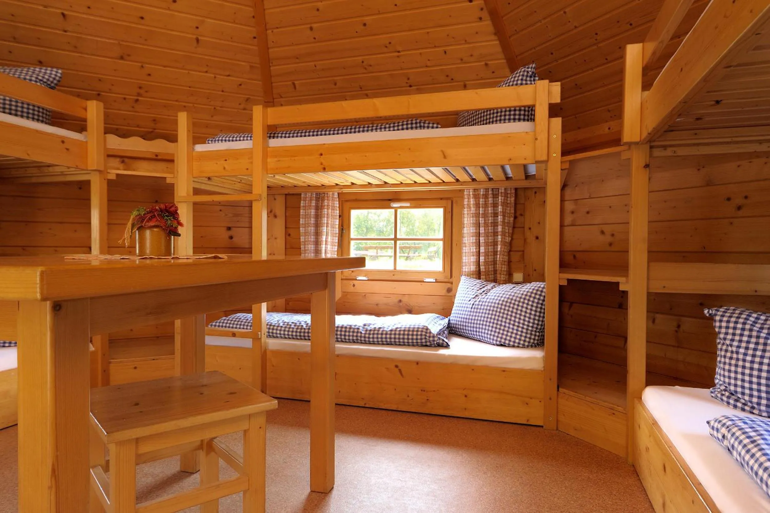 bunk bed in Ölmühle Eberstedt