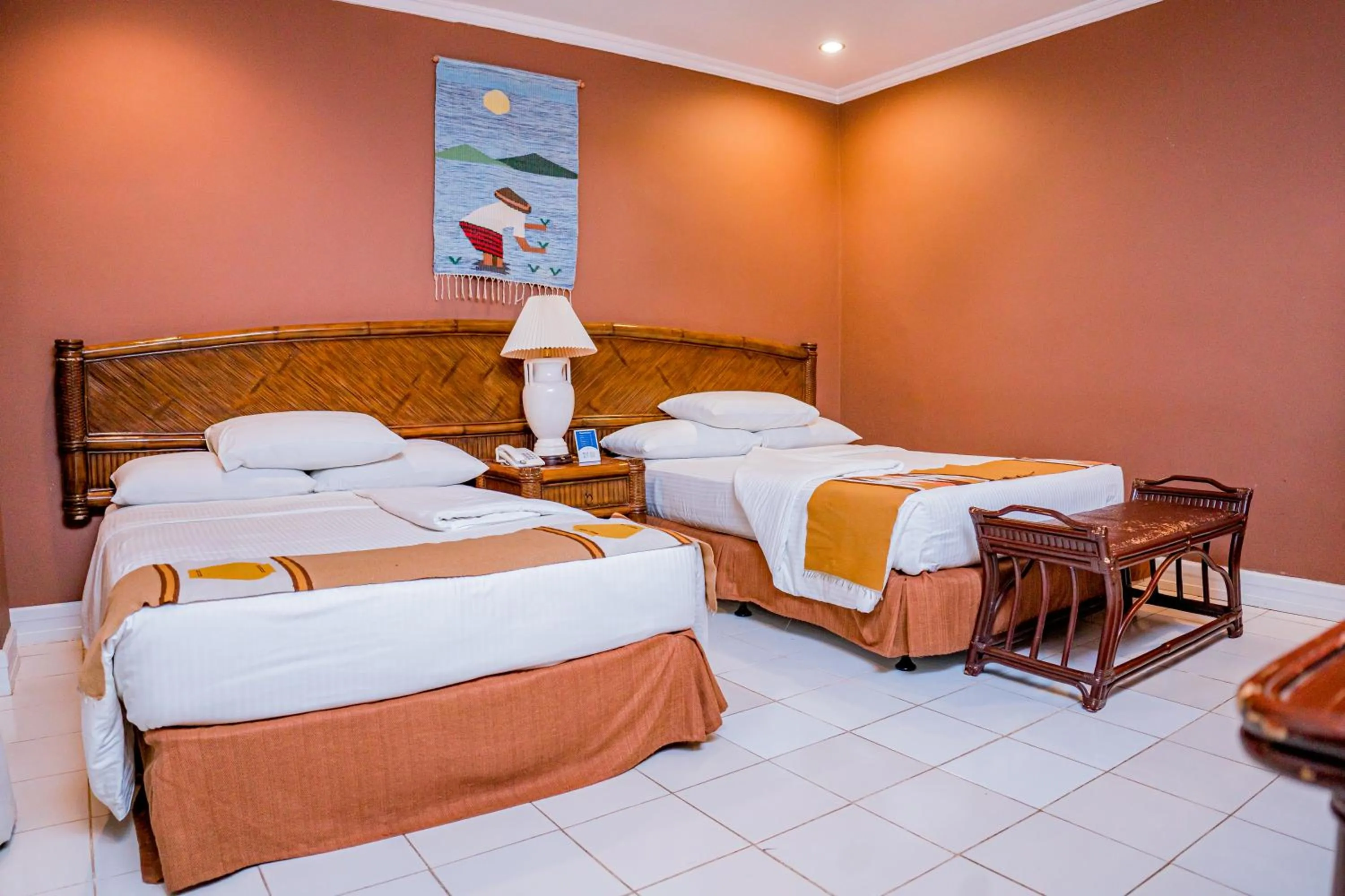 Bedroom, Bed in Paras Beach Resort - Camiguin