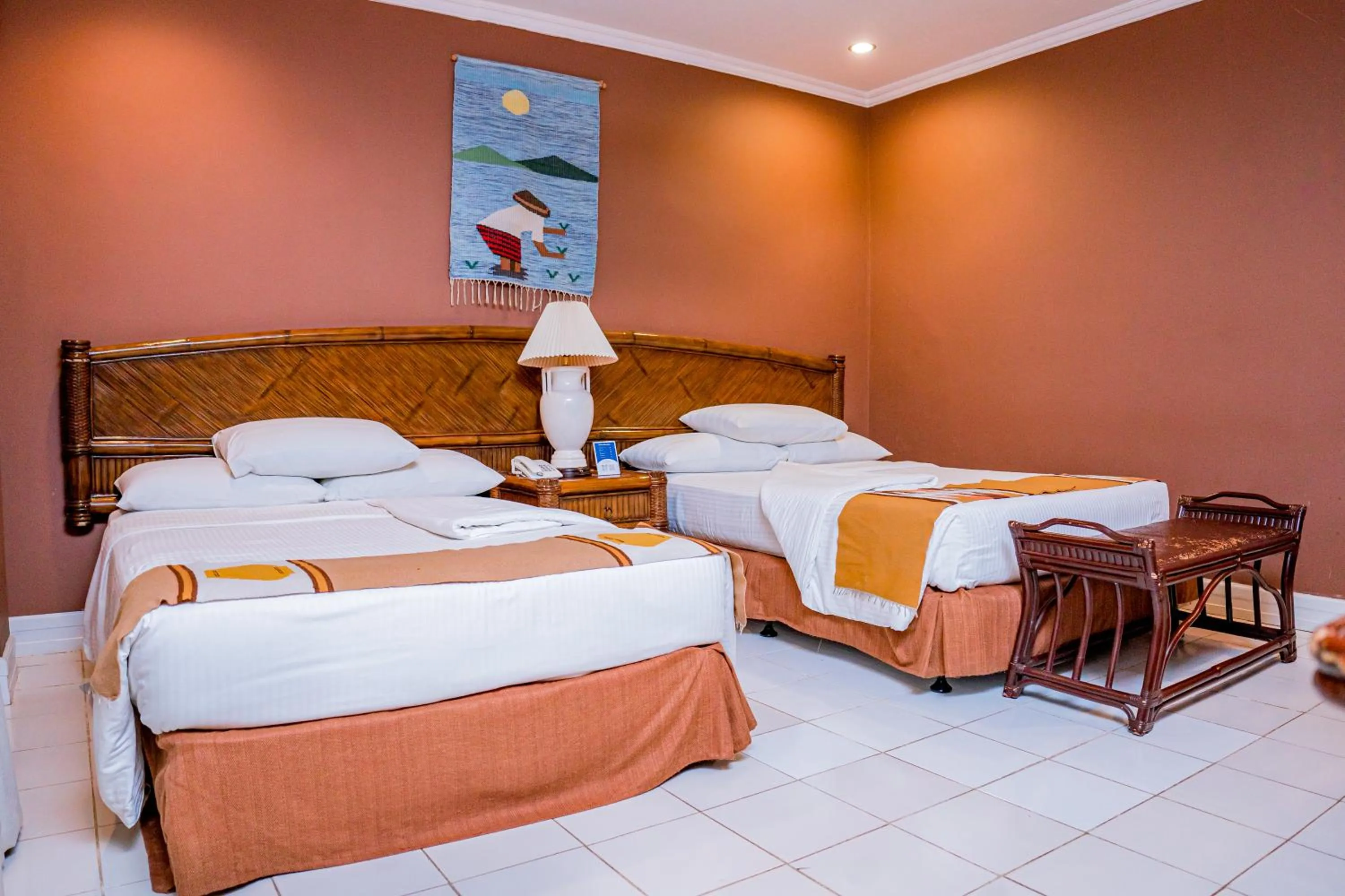 Bedroom, Bed in Paras Beach Resort - Camiguin