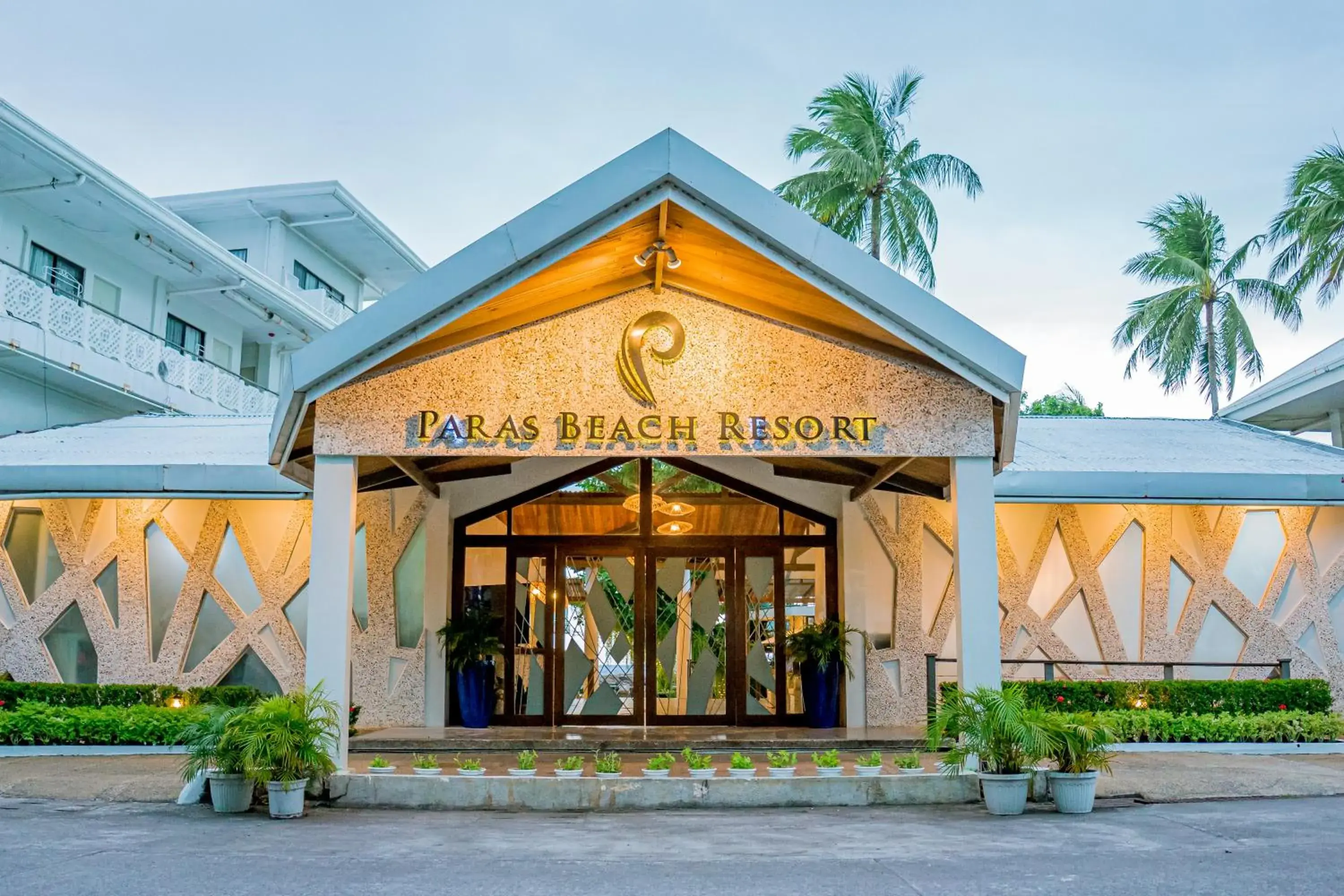 Paras Beach Resort - Camiguin Paras Beach Resort - Camiguin