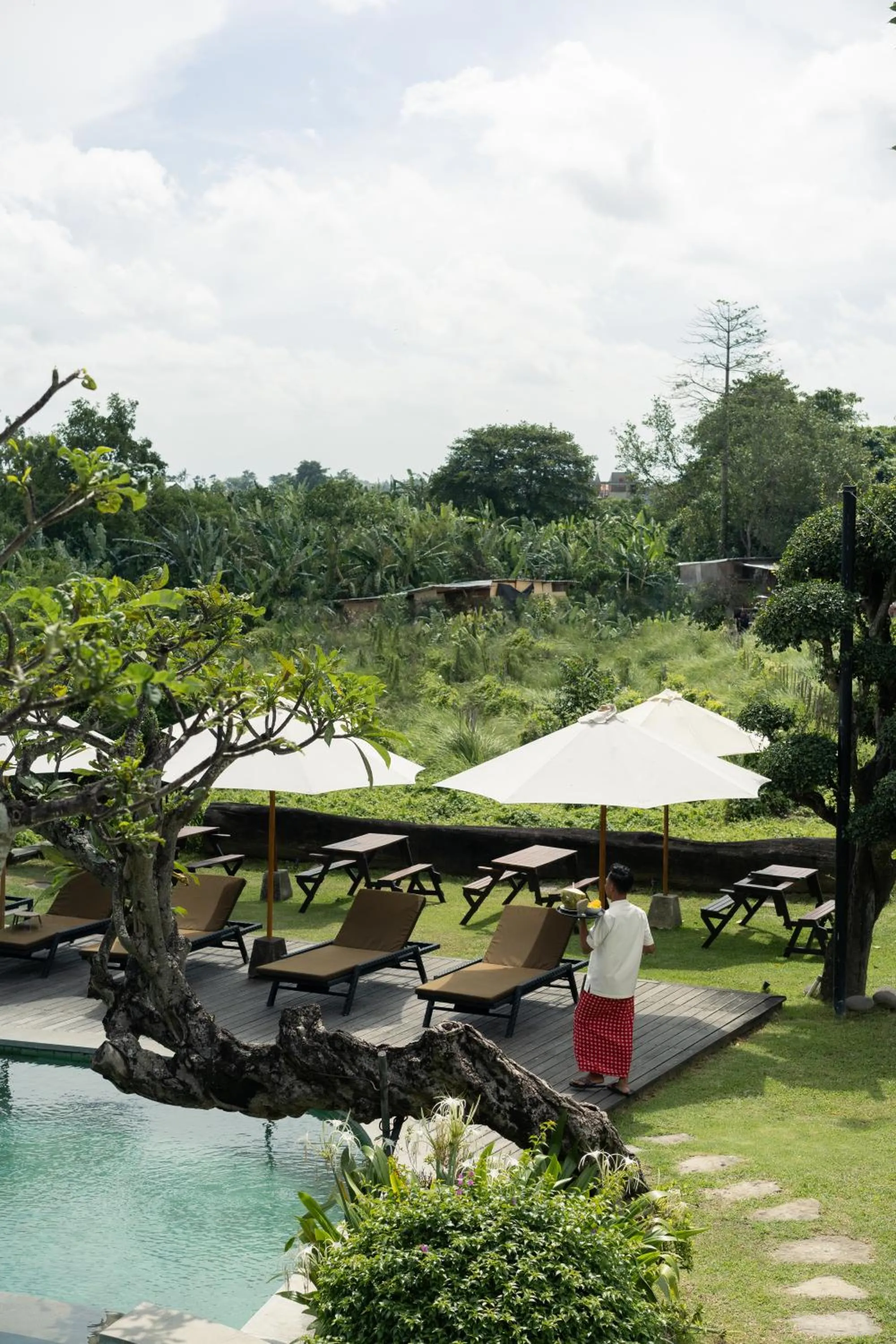 Swimming pool in Natajiwa Village, close to Canggu and Seminyak