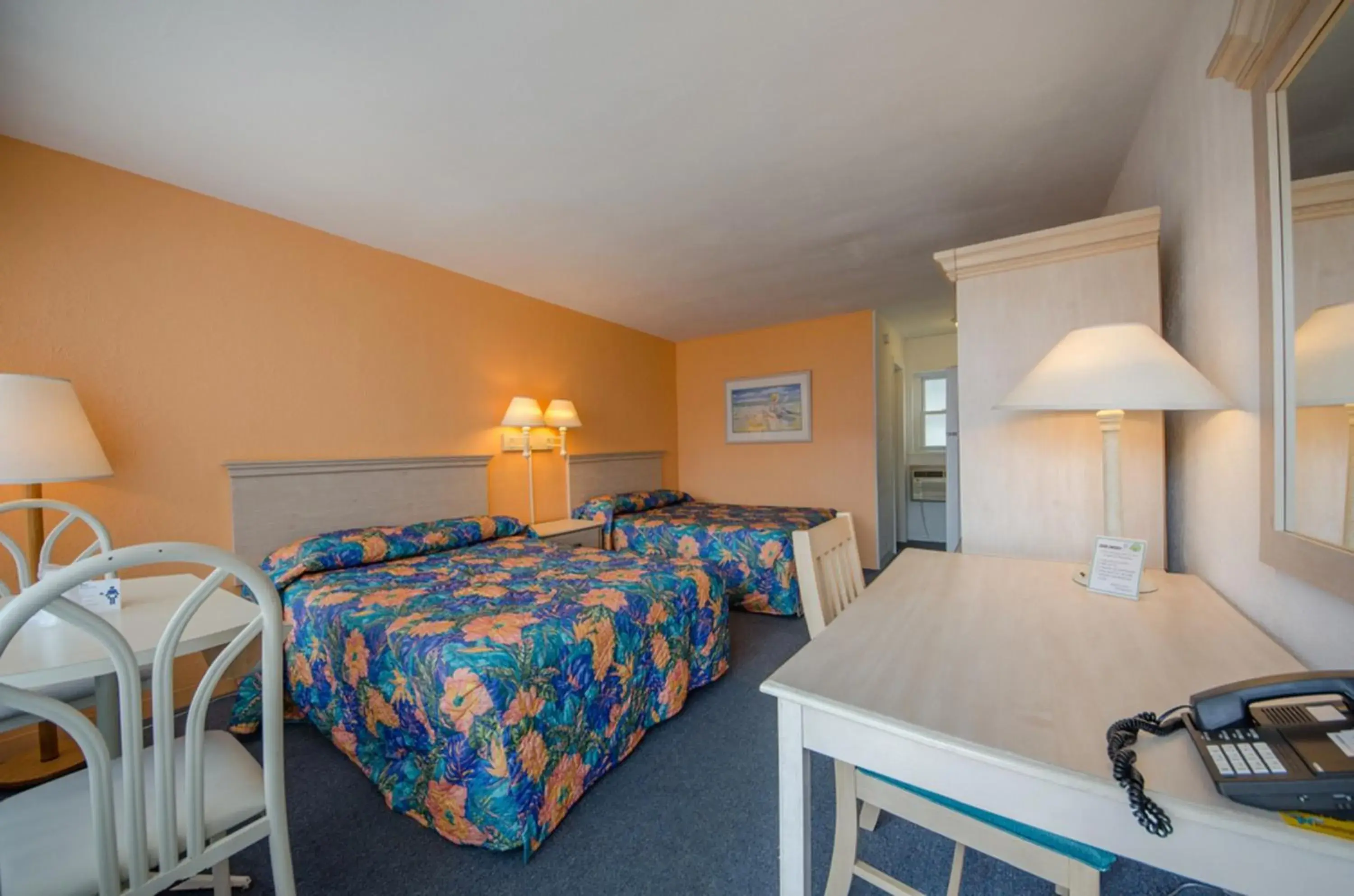 Standard Motel Room with Two Double Beds in Tangiers Resort Motel Standard Motel Room with Two Double Beds in Tangiers Resort Motel