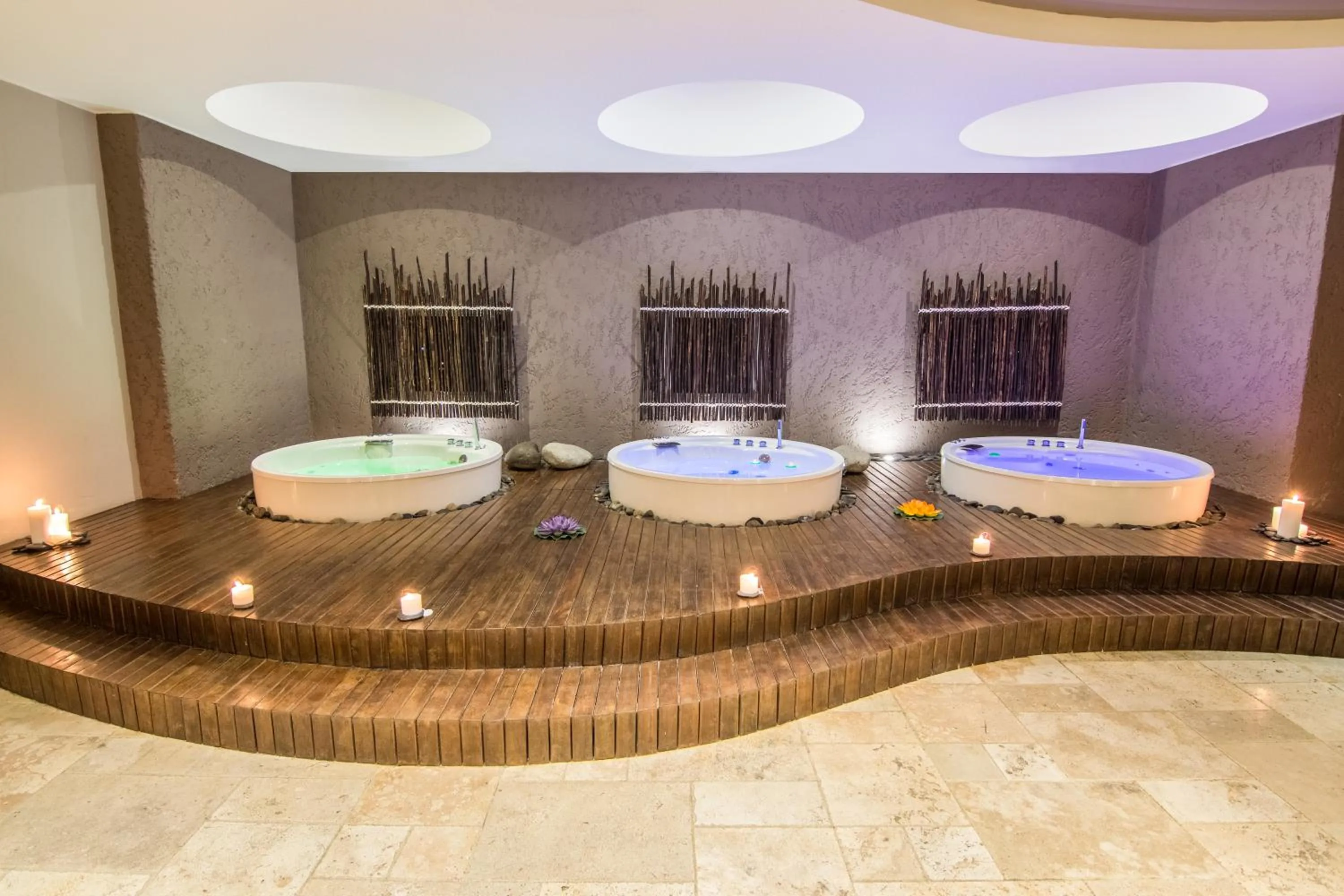 Hot Tub in GHL Hotel Monteria