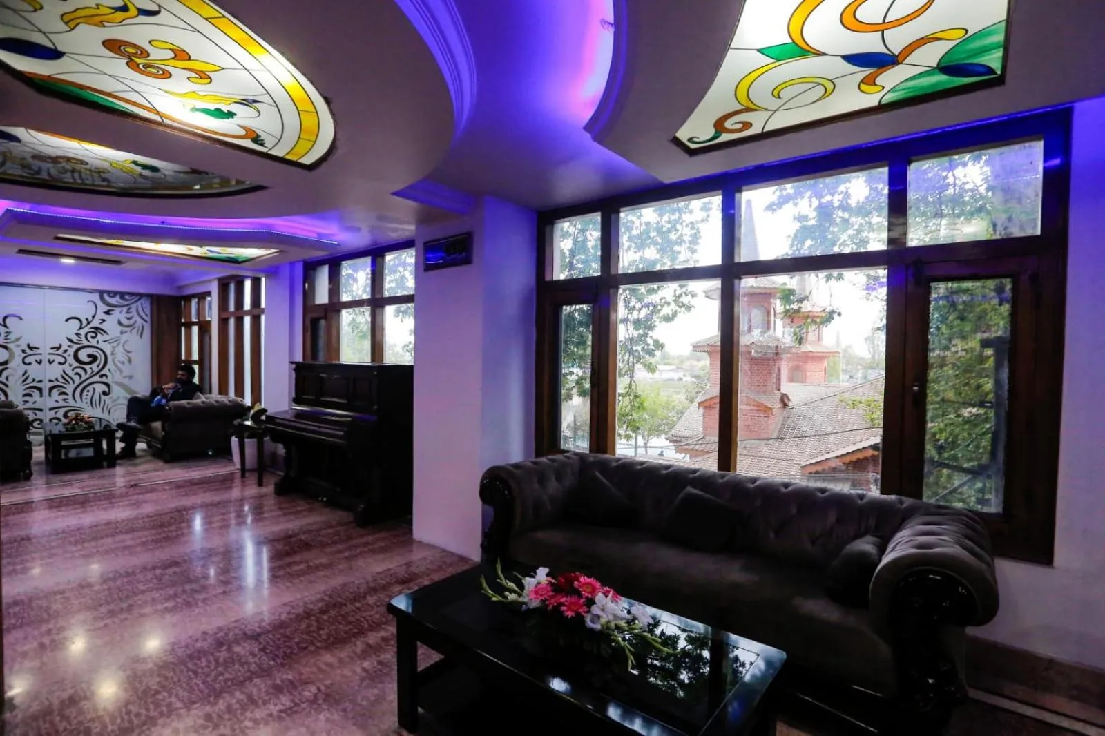 Living room in Hotel The Residency Srinagar