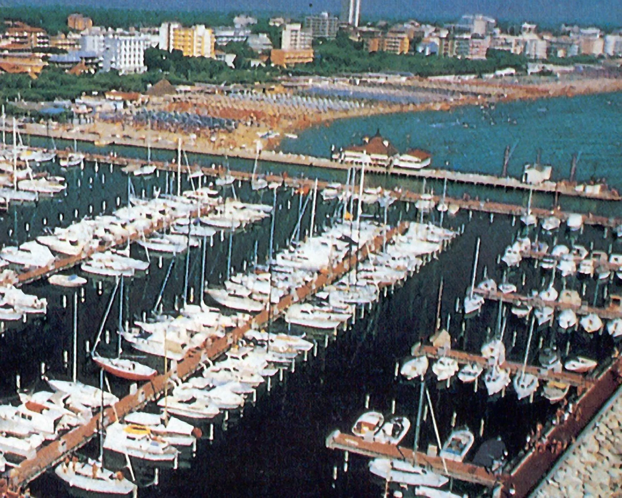 Day in Hotel Caesar Bed and Breakfast