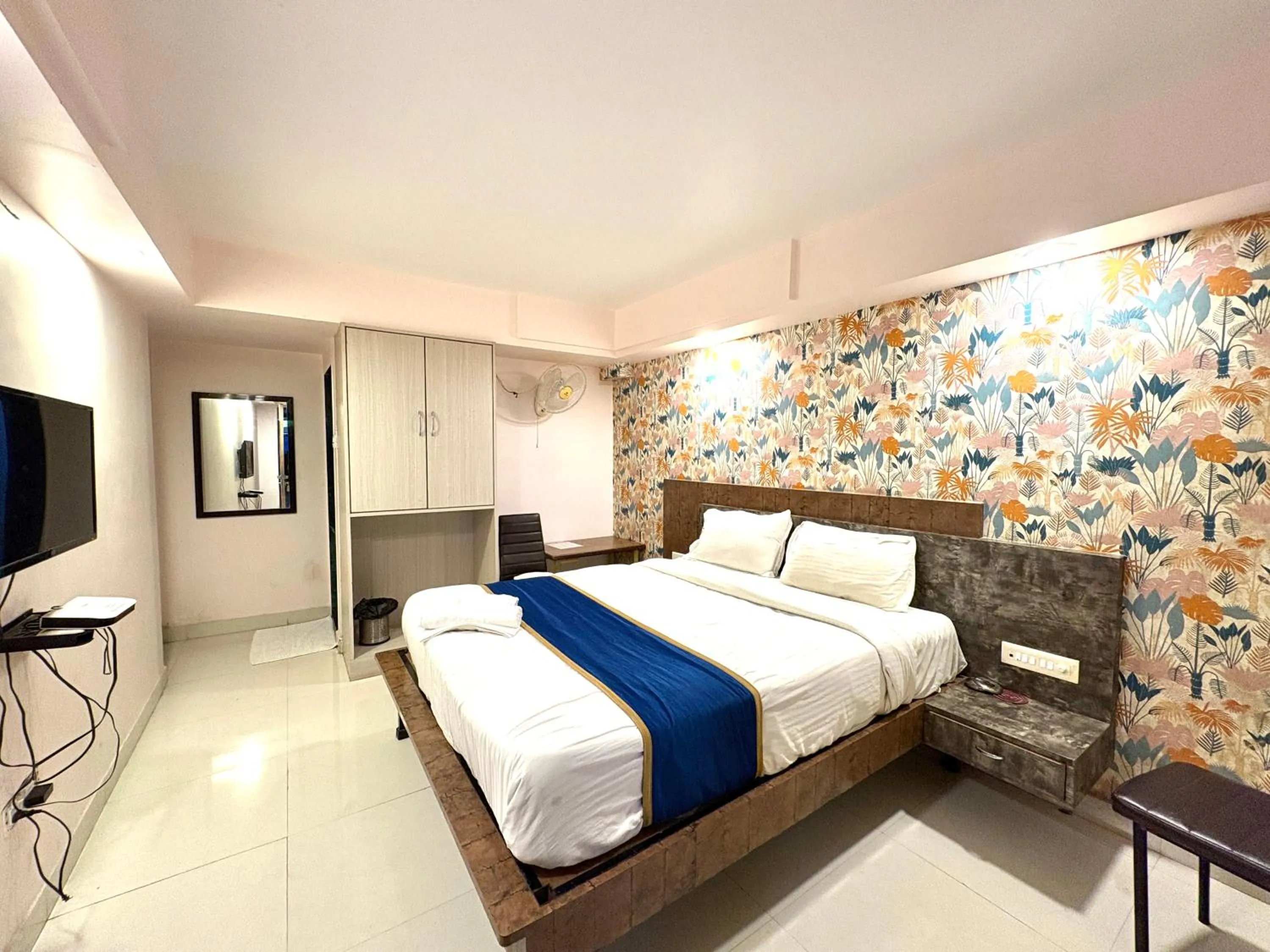 Bed in Hotel Laxmi Residency