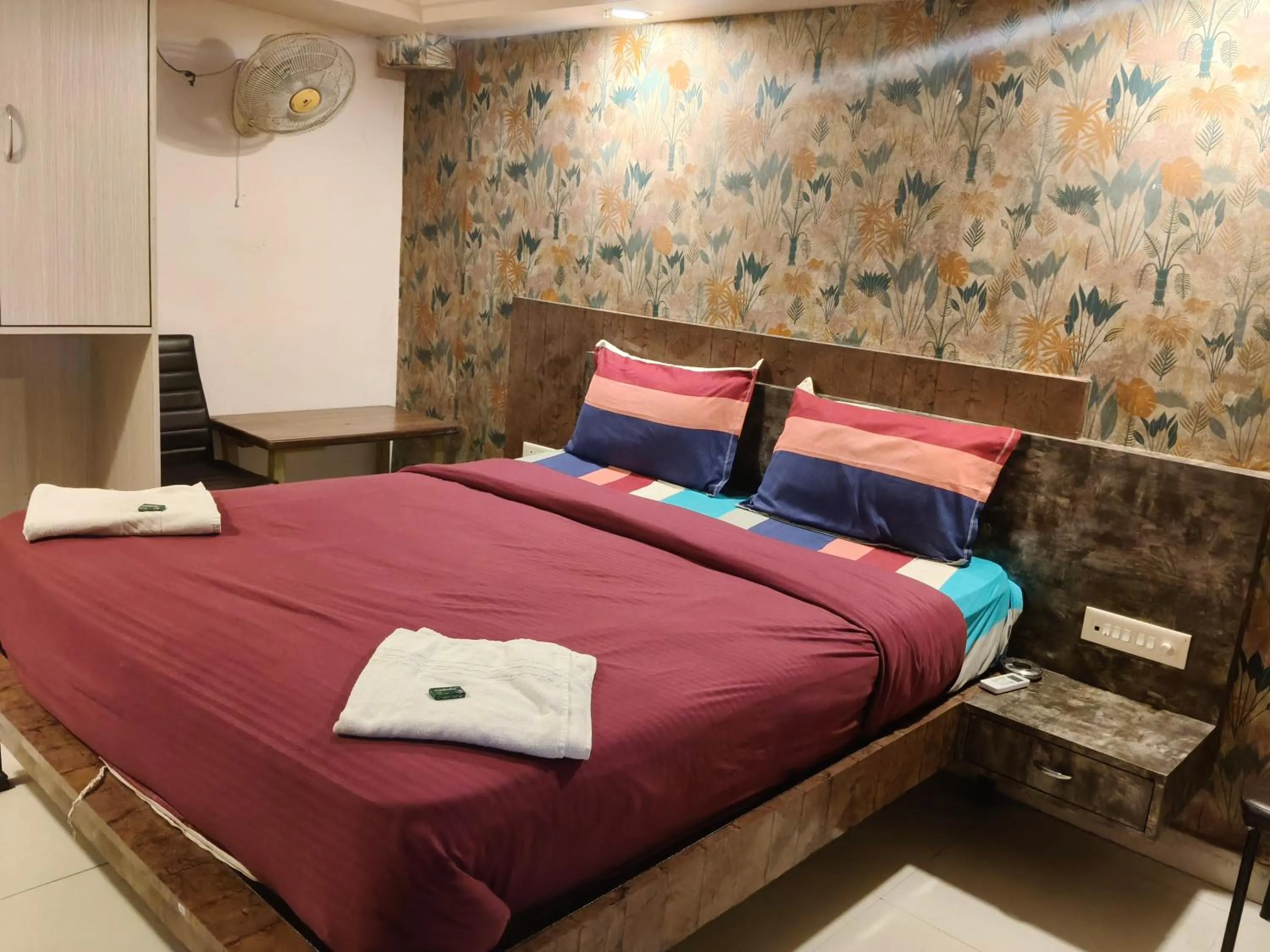 Bed in Hotel Laxmi Residency