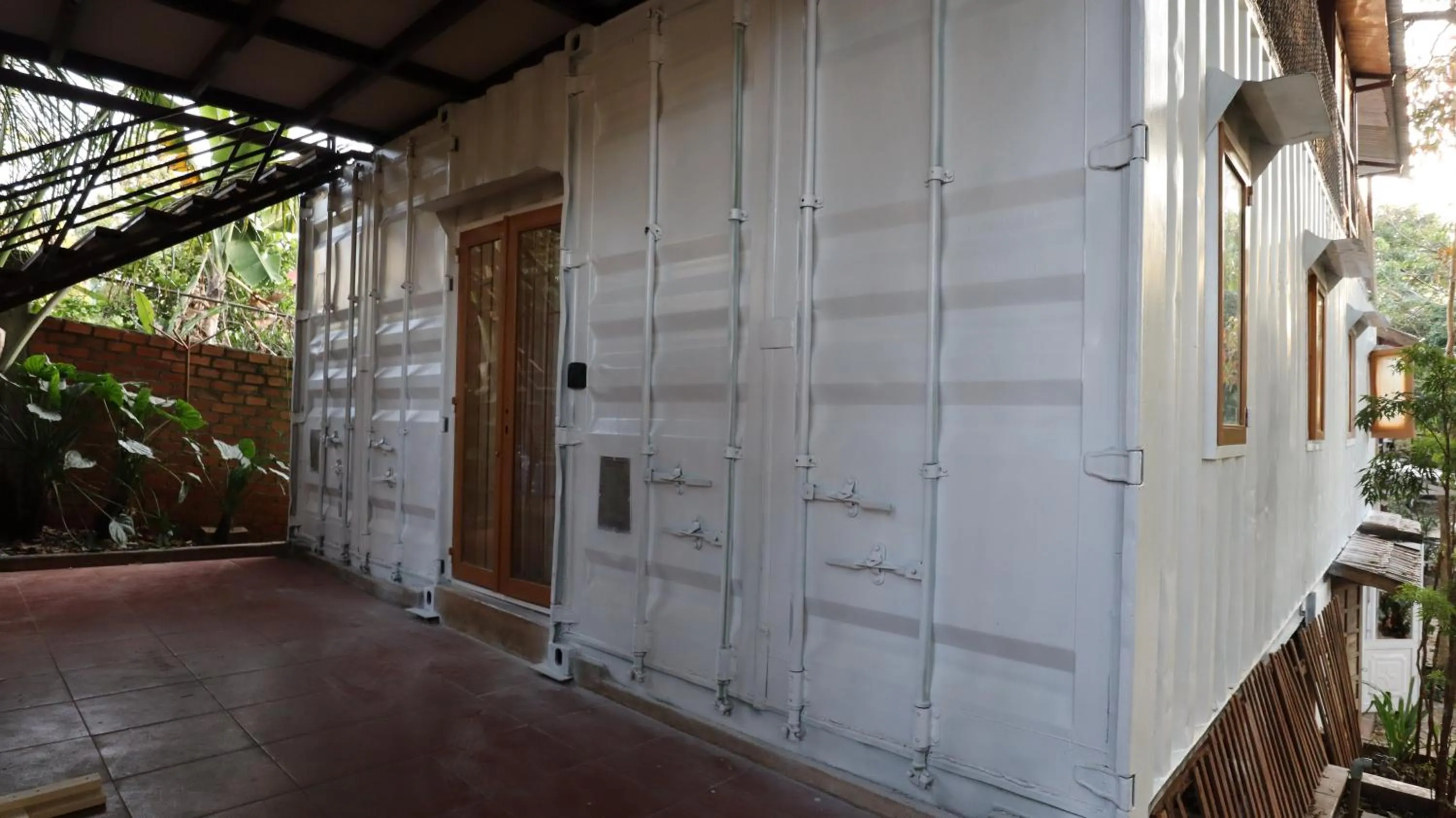 The 47 House Homestay BMT