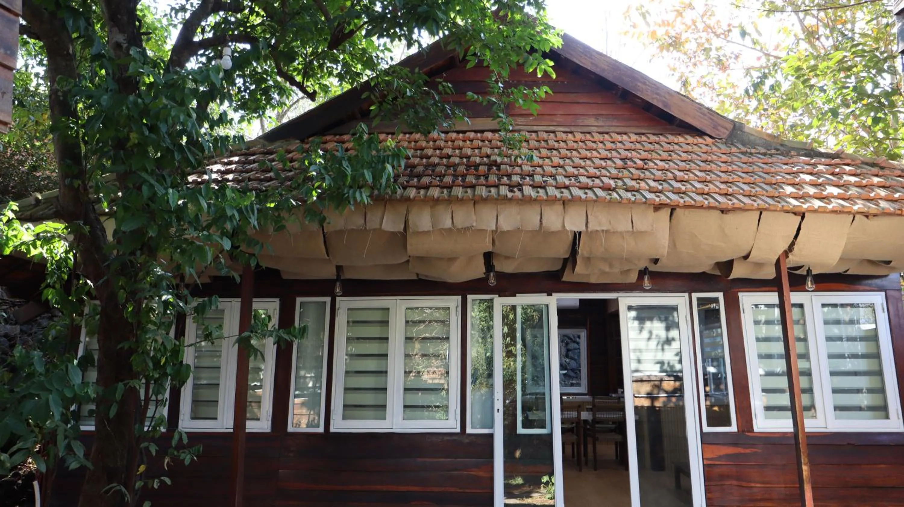 The 47 House Homestay BMT