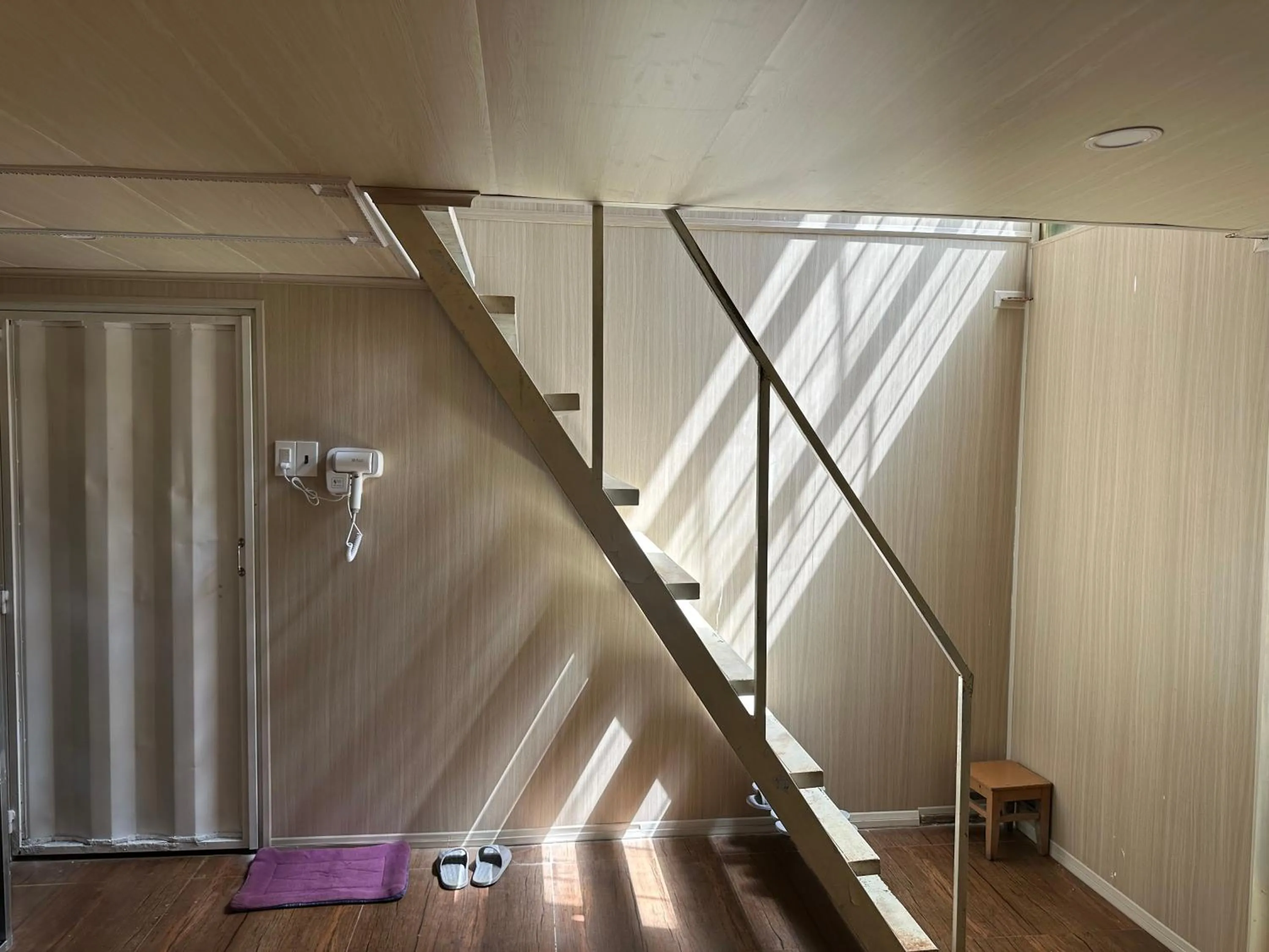 The 47 House Homestay BMT