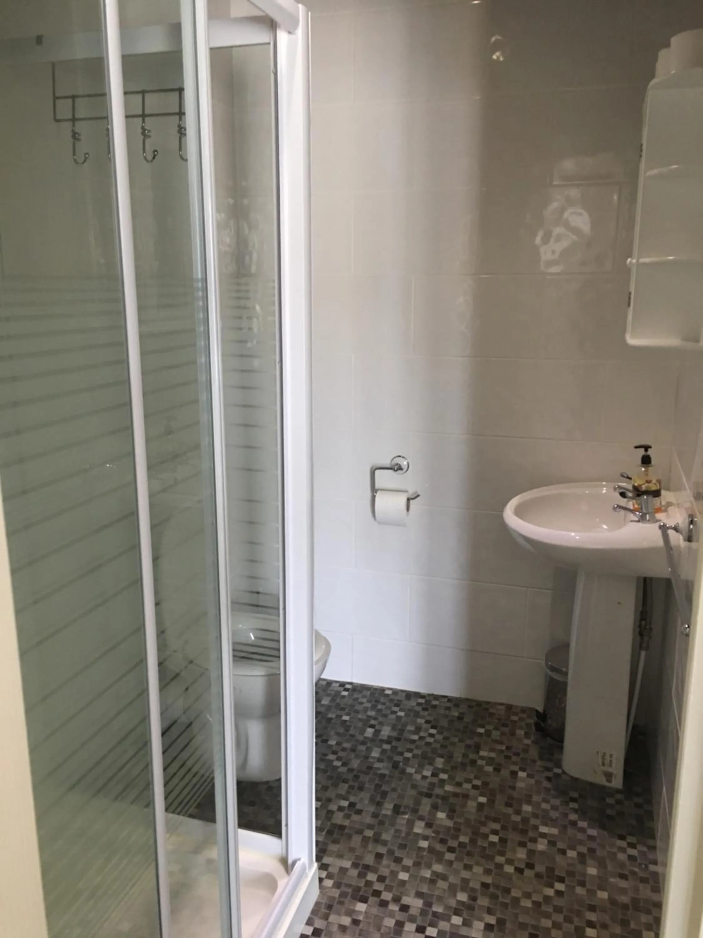 Camelot Seafront Hotel