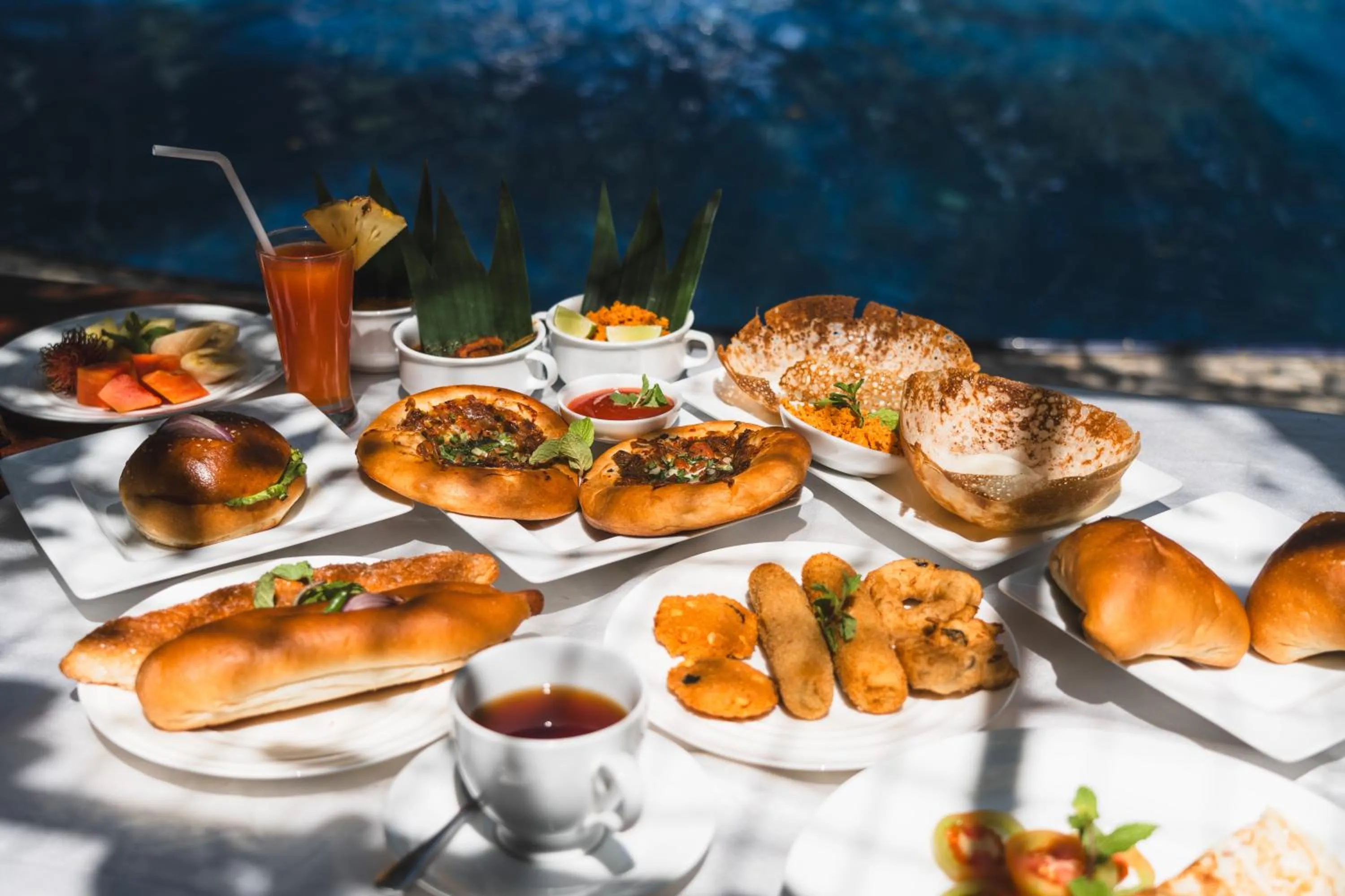 Breakfast in Sundaras Family Suites