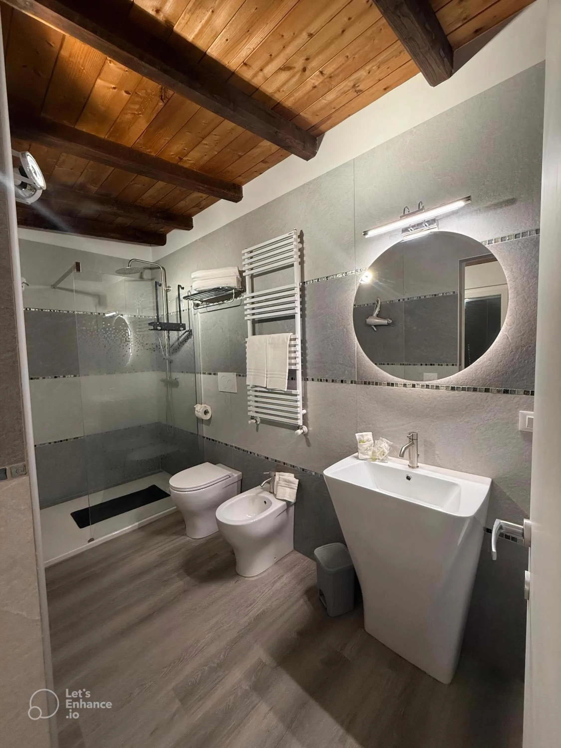 Bathroom in FoffoSuite