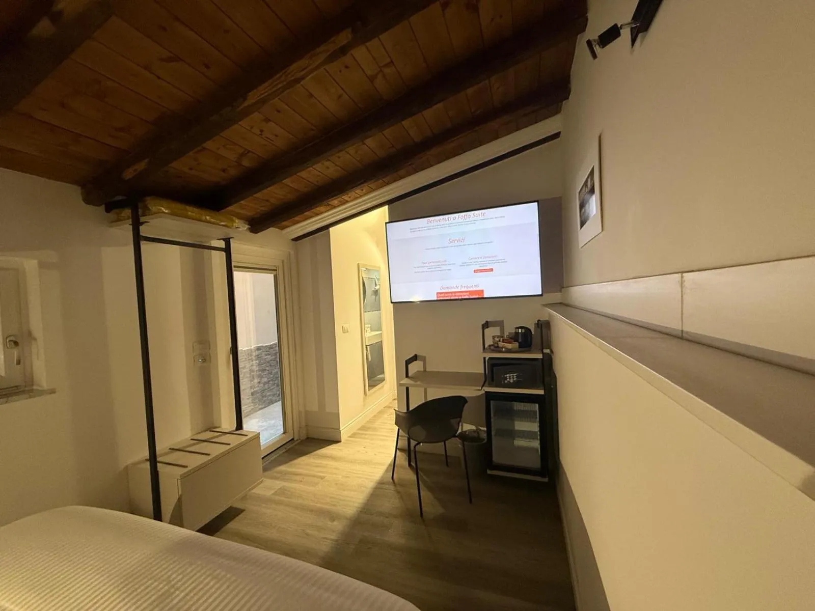 Bedroom, Bed in FoffoSuite