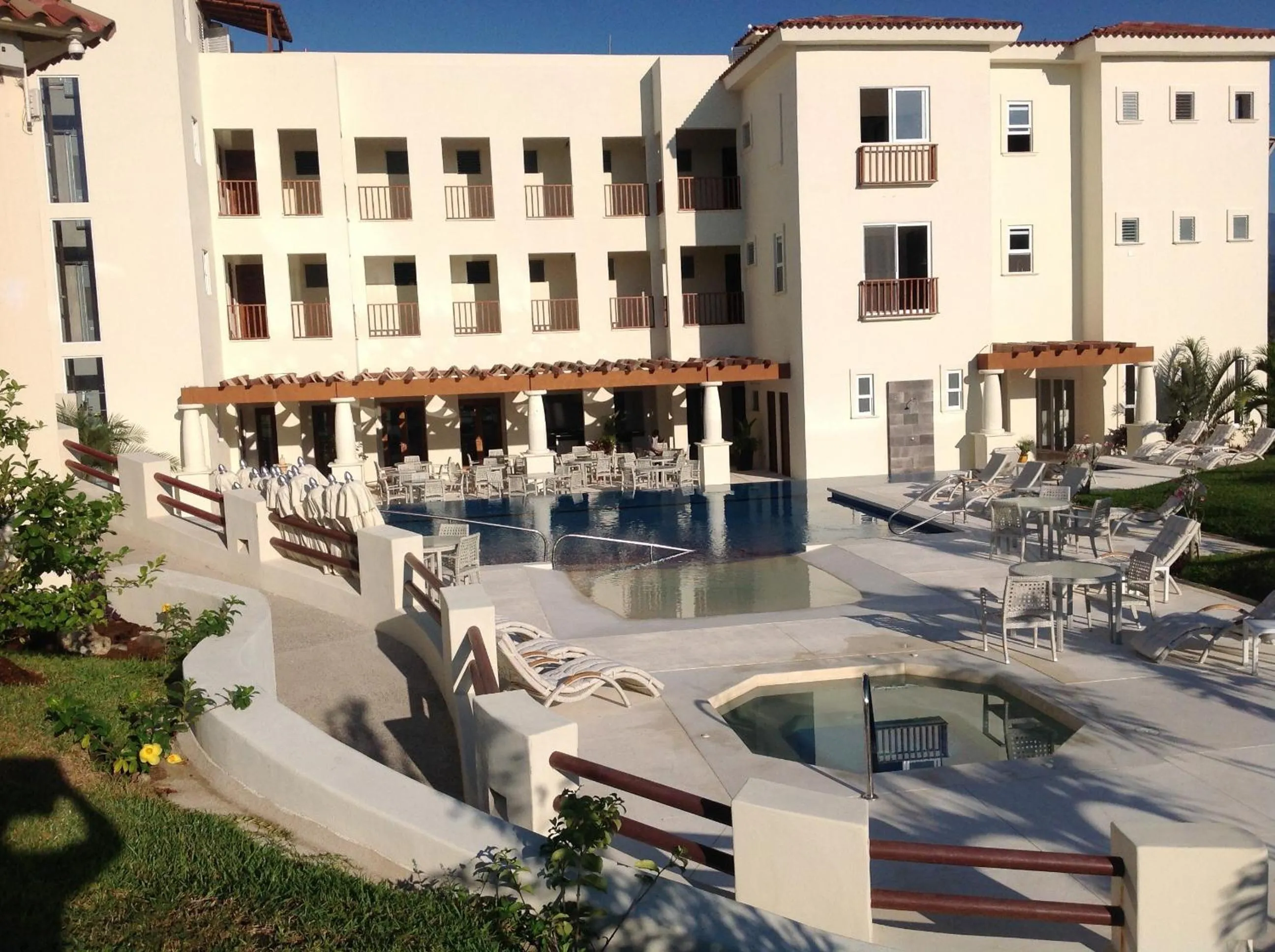 Swimming pool in Mansiones Cruz del Mar Huatulco