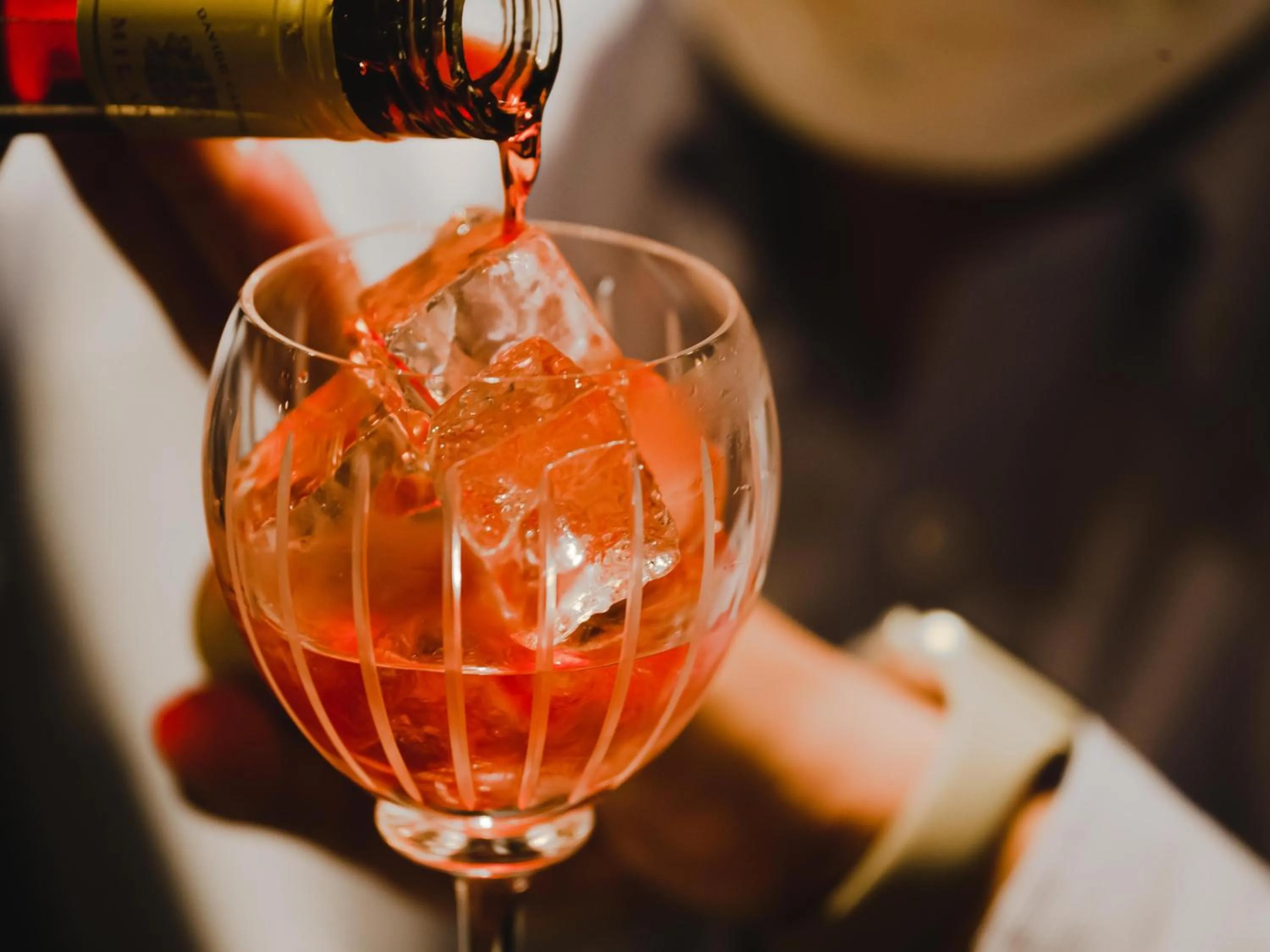 Lounge or bar in Van Cort Landt Hotel