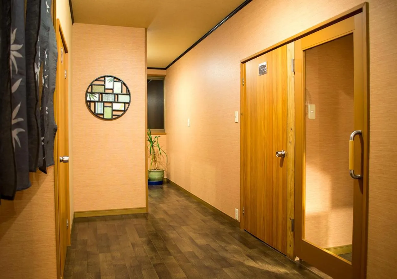 Area and facilities in Asobe