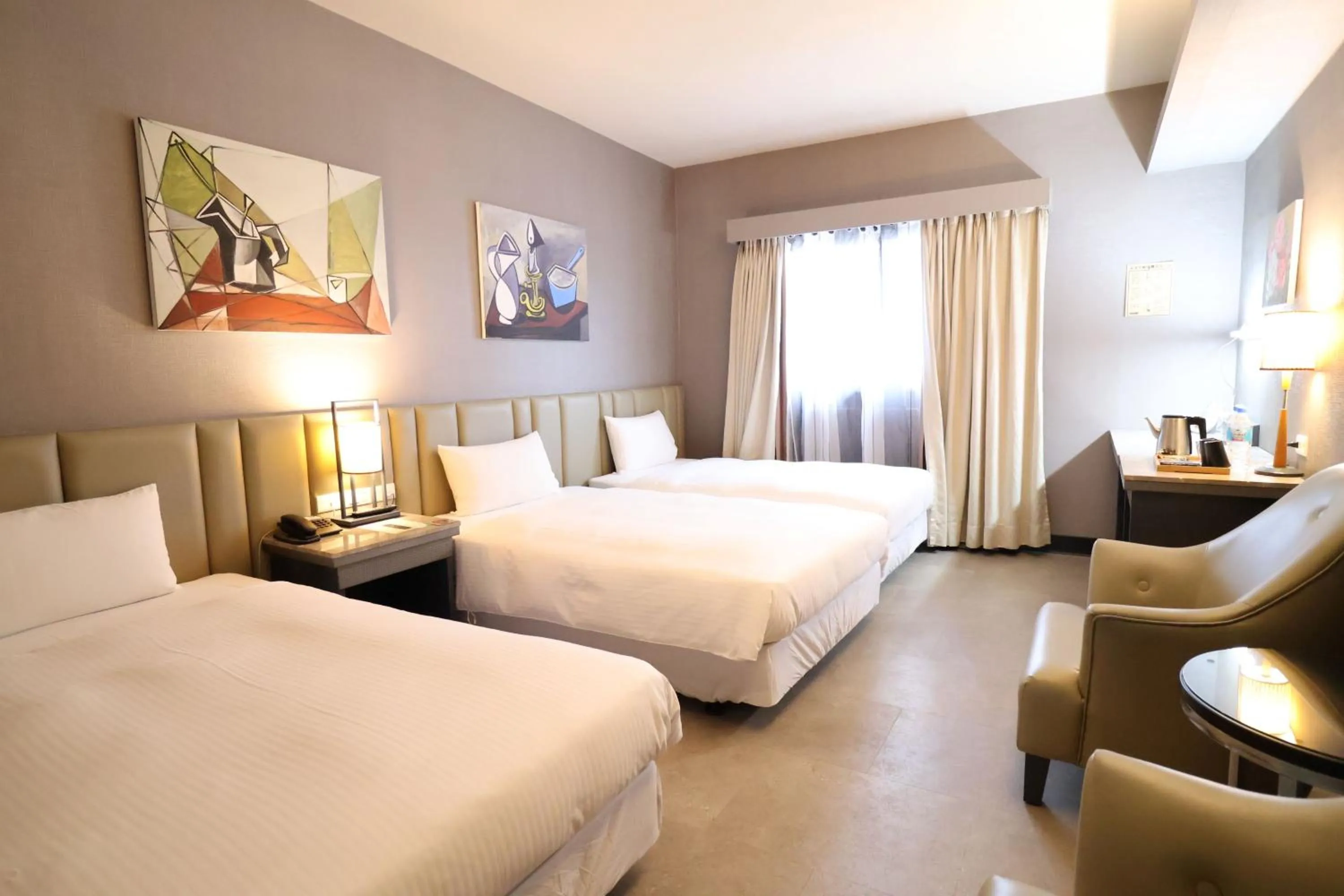 Bedroom, Bed in Kaohsiung Ahotel