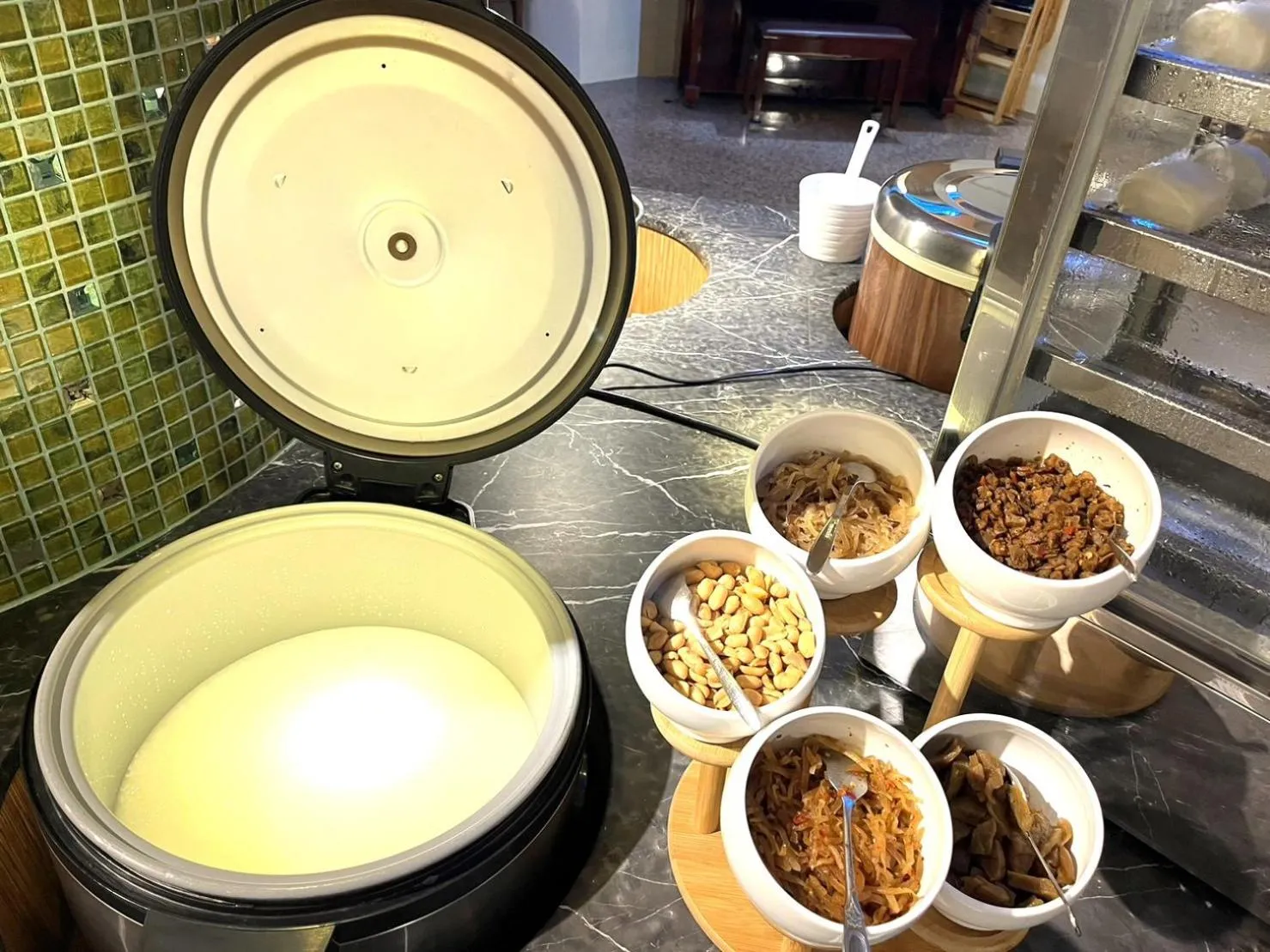 Food in Kaohsiung Ahotel