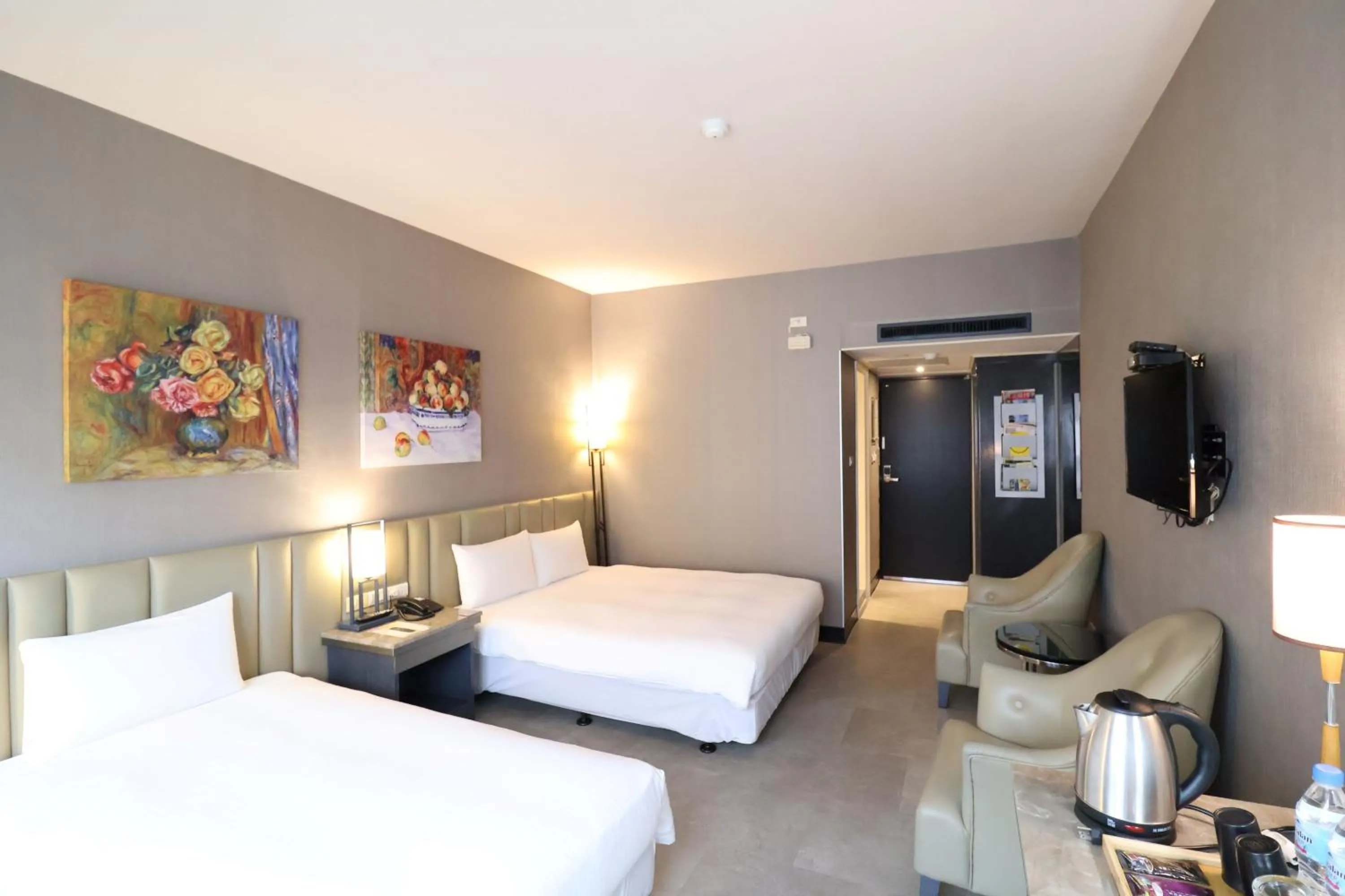 Bed in Kaohsiung Ahotel