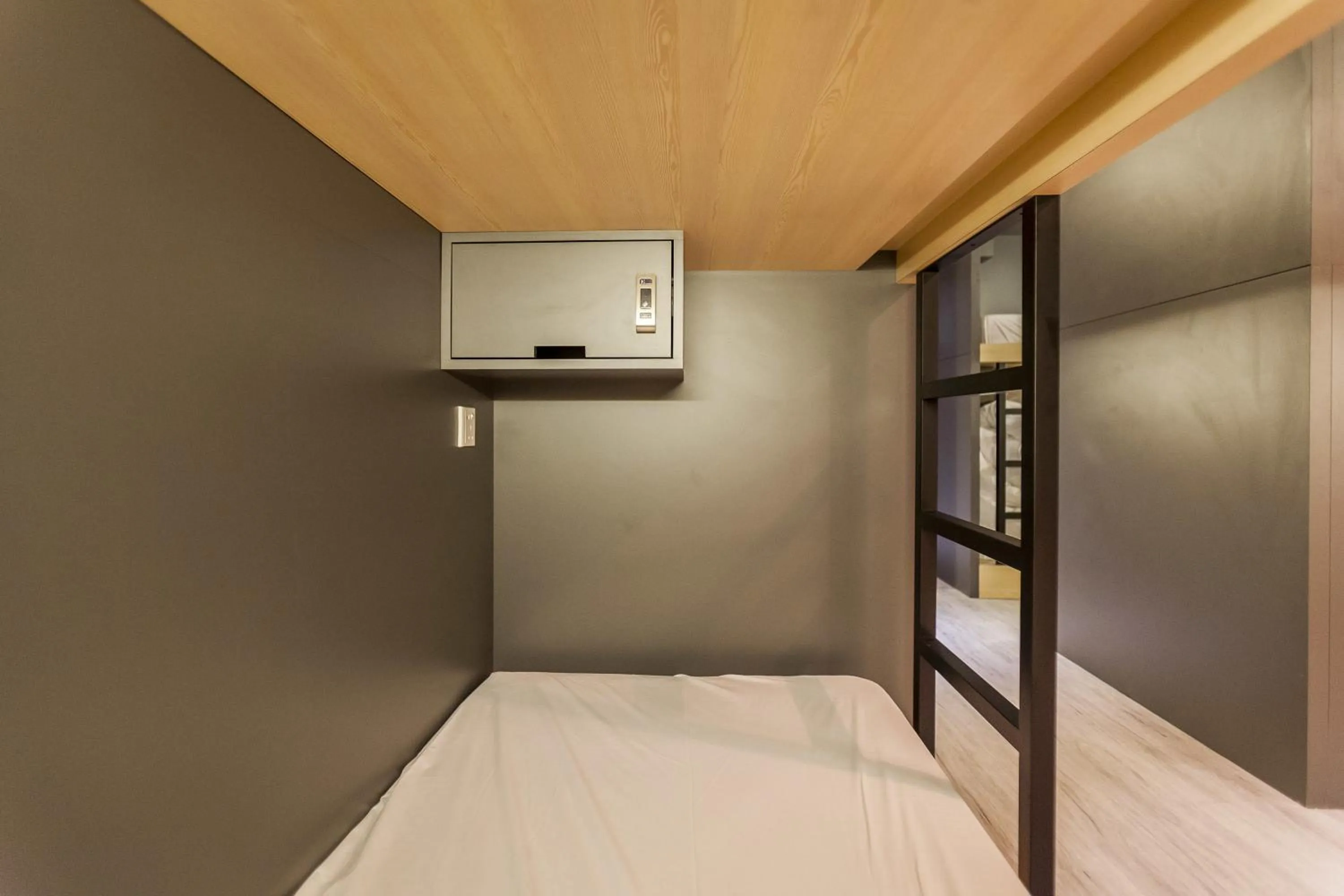 bunk bed in The Mahjong