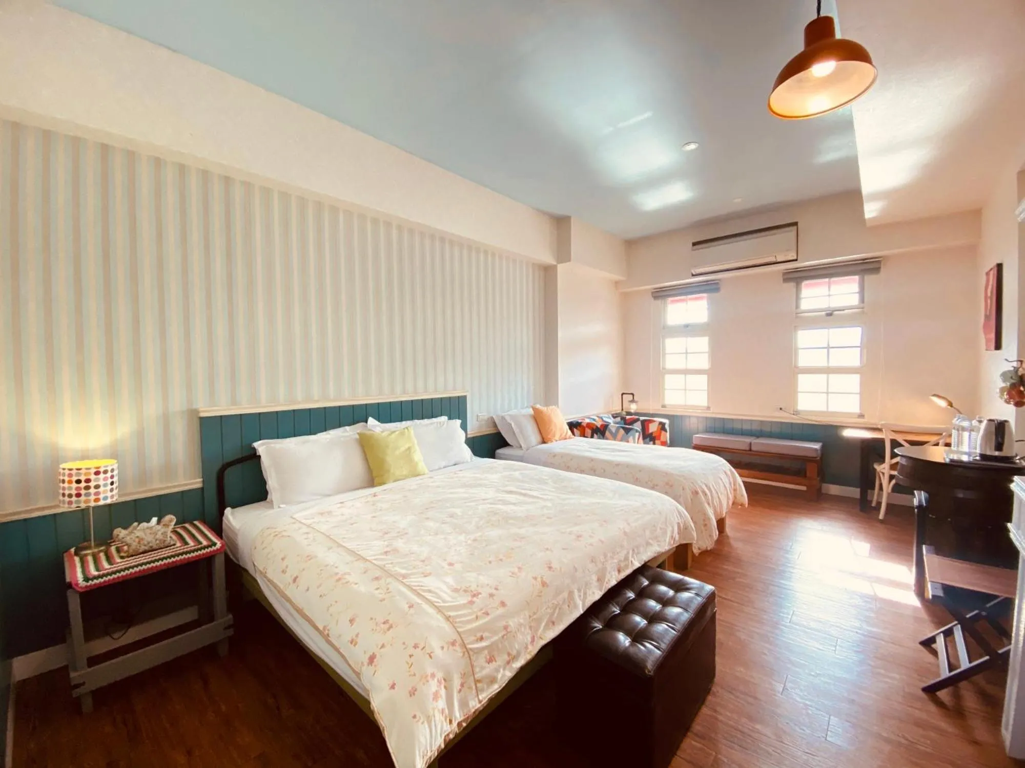 Photo of the whole room, Bed in MiCarro B&B