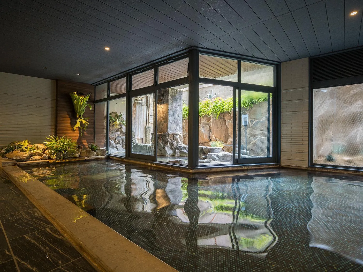 Hot Spring Bath in Irifuneso