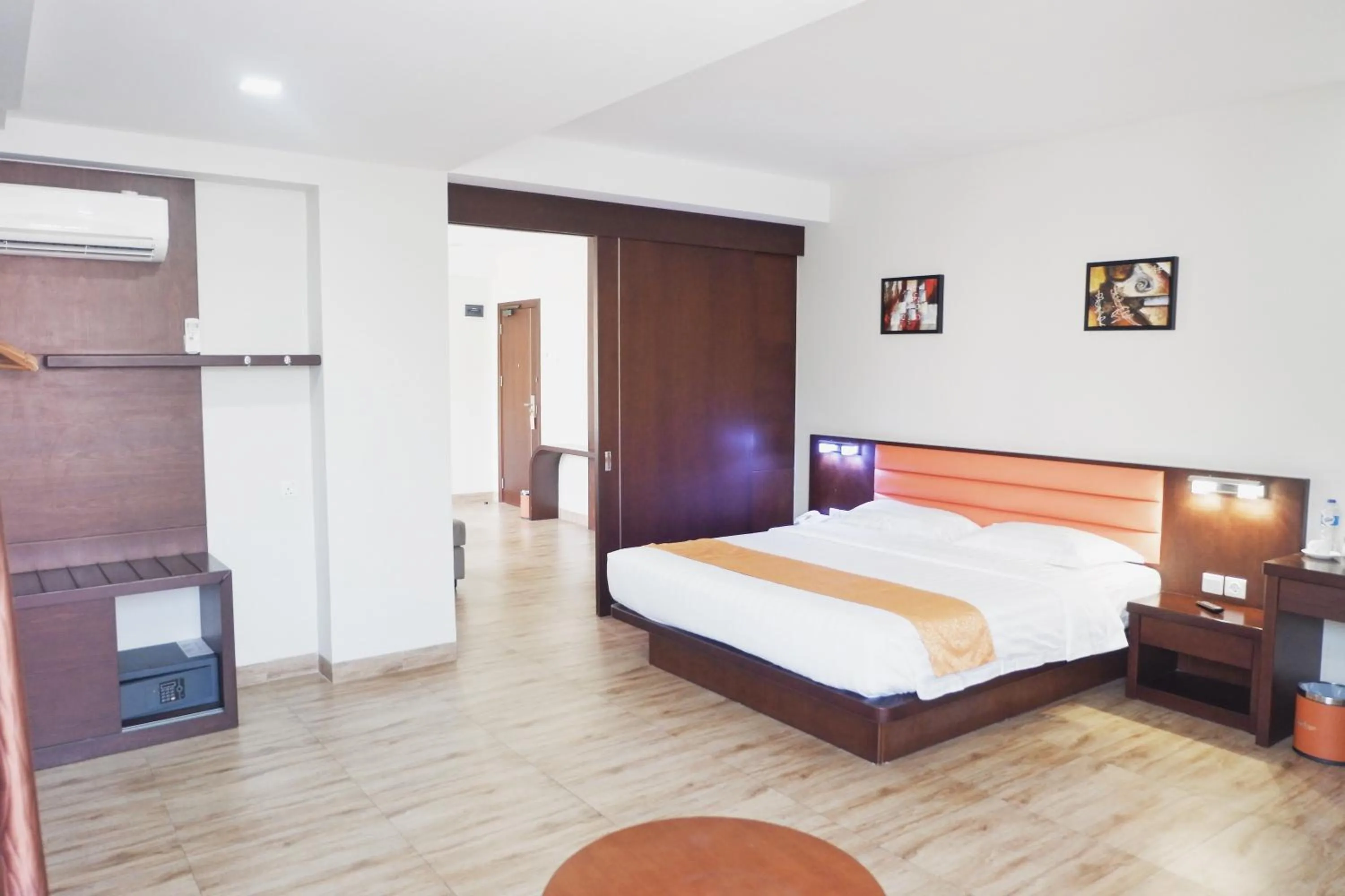 Bed in Hans Inn Batam