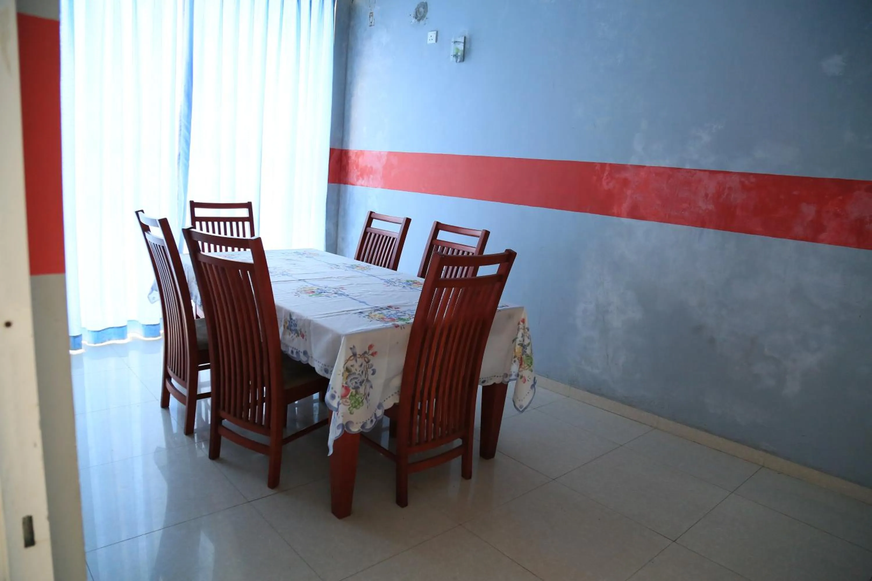 Restaurant/places to eat in Kings Hotel Restaurant and Bar