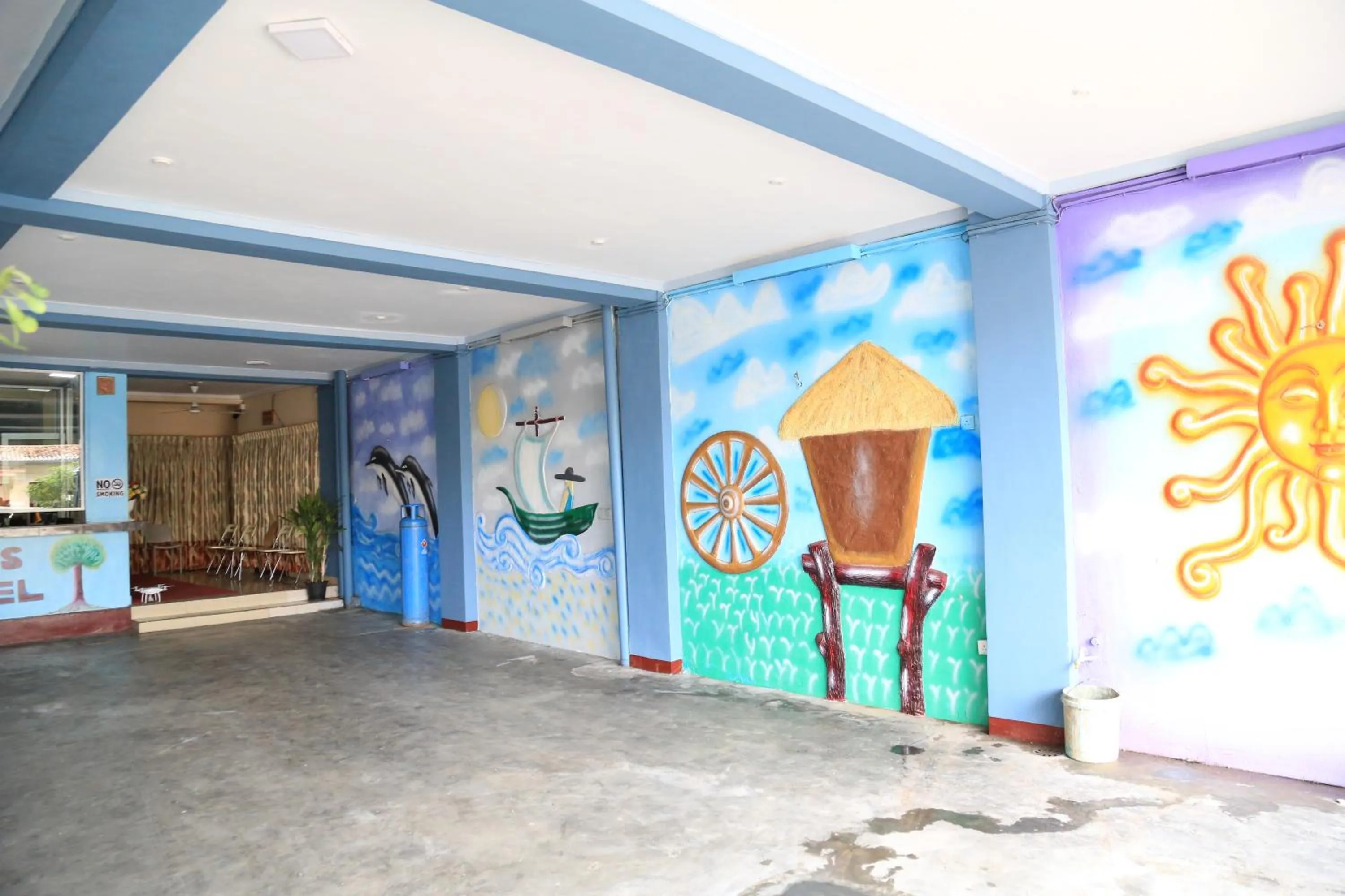 Facade/entrance in Kings Hotel Restaurant and Bar