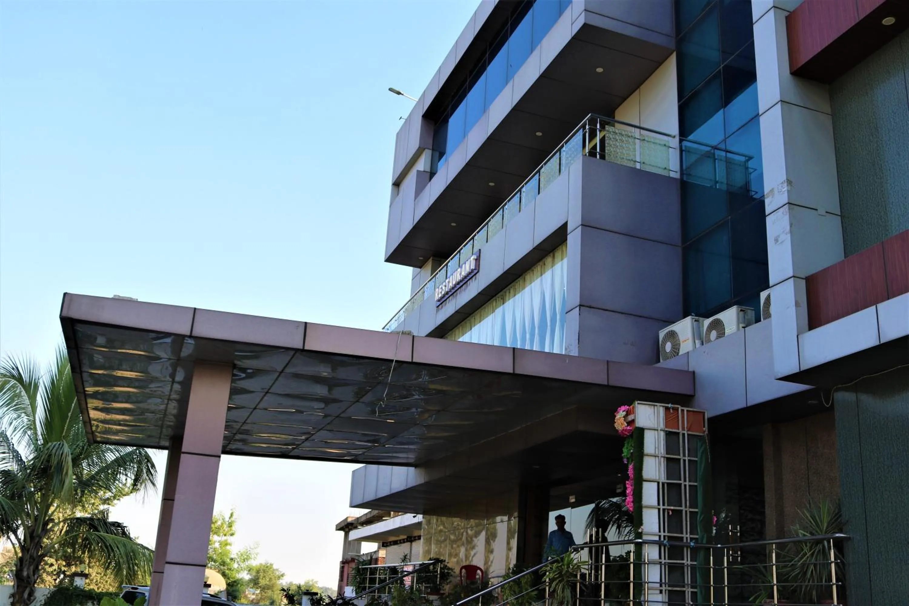 Property building in Hotel Vaishnavi Heights