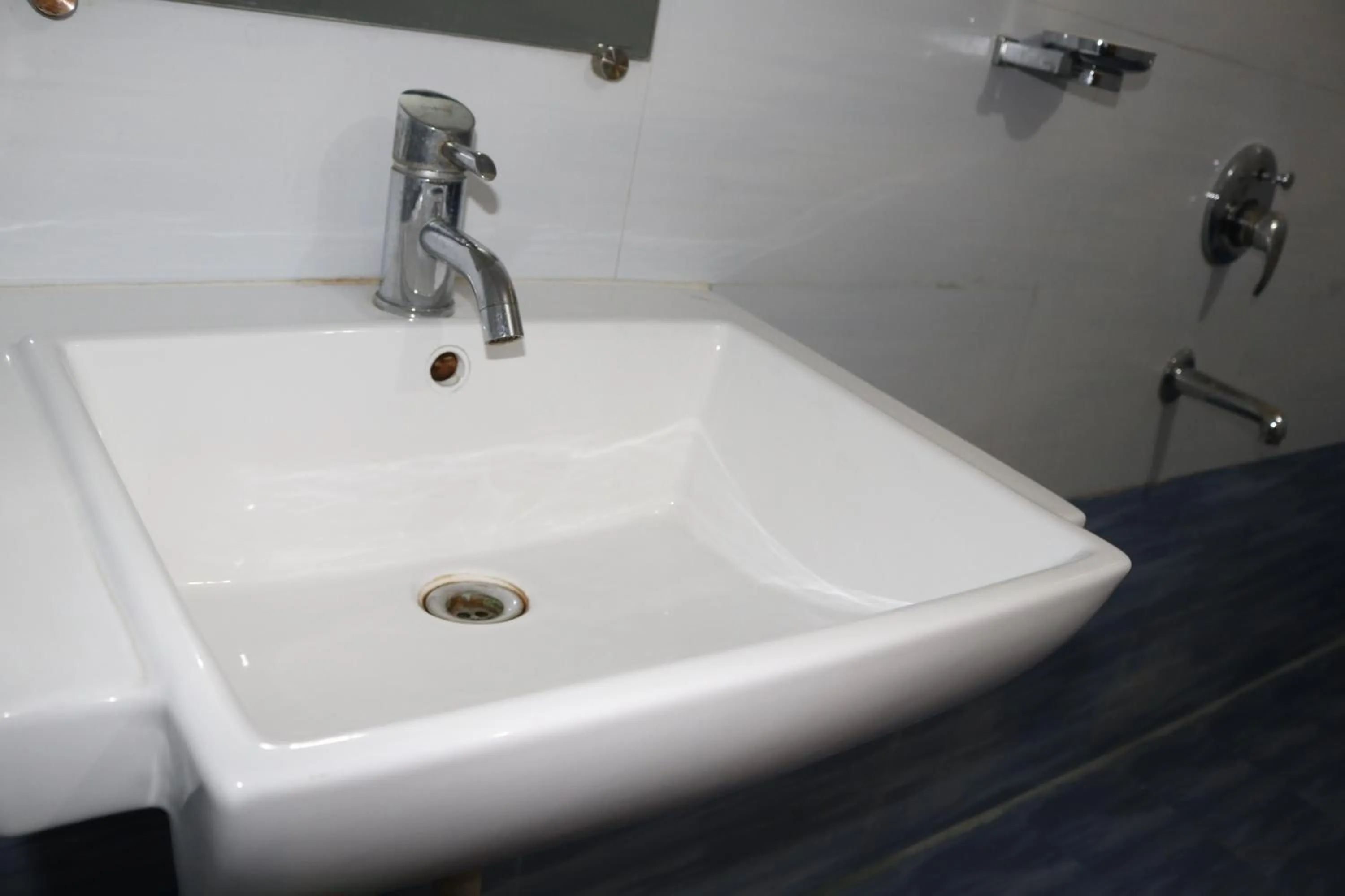 Bathroom in Hotel Vaishnavi Heights