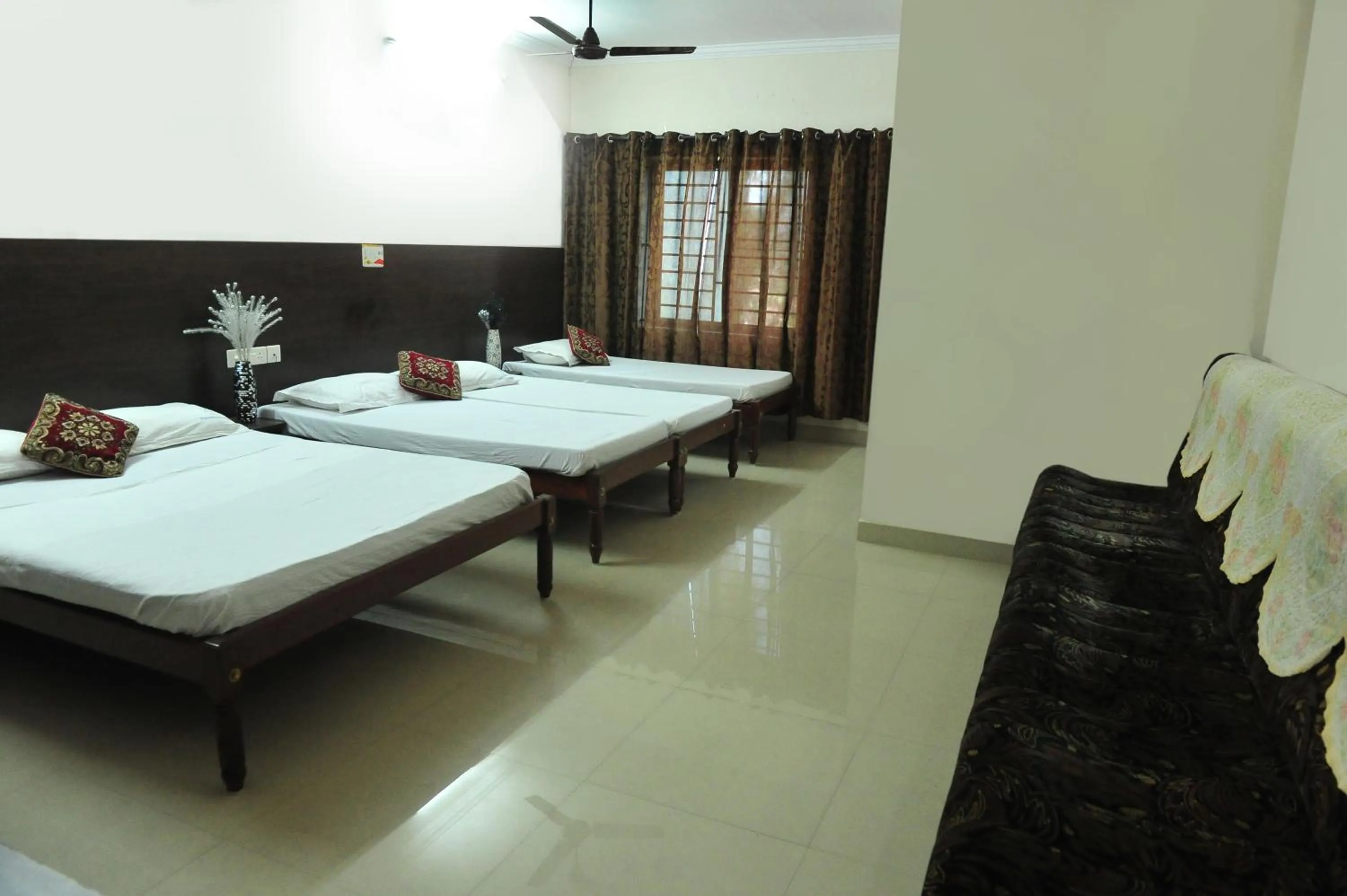 Photo of the whole room, Bed in Hotel Prathiba Heritage