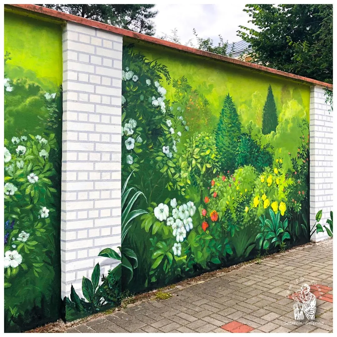 Facade/entrance in Dom św. Józefa