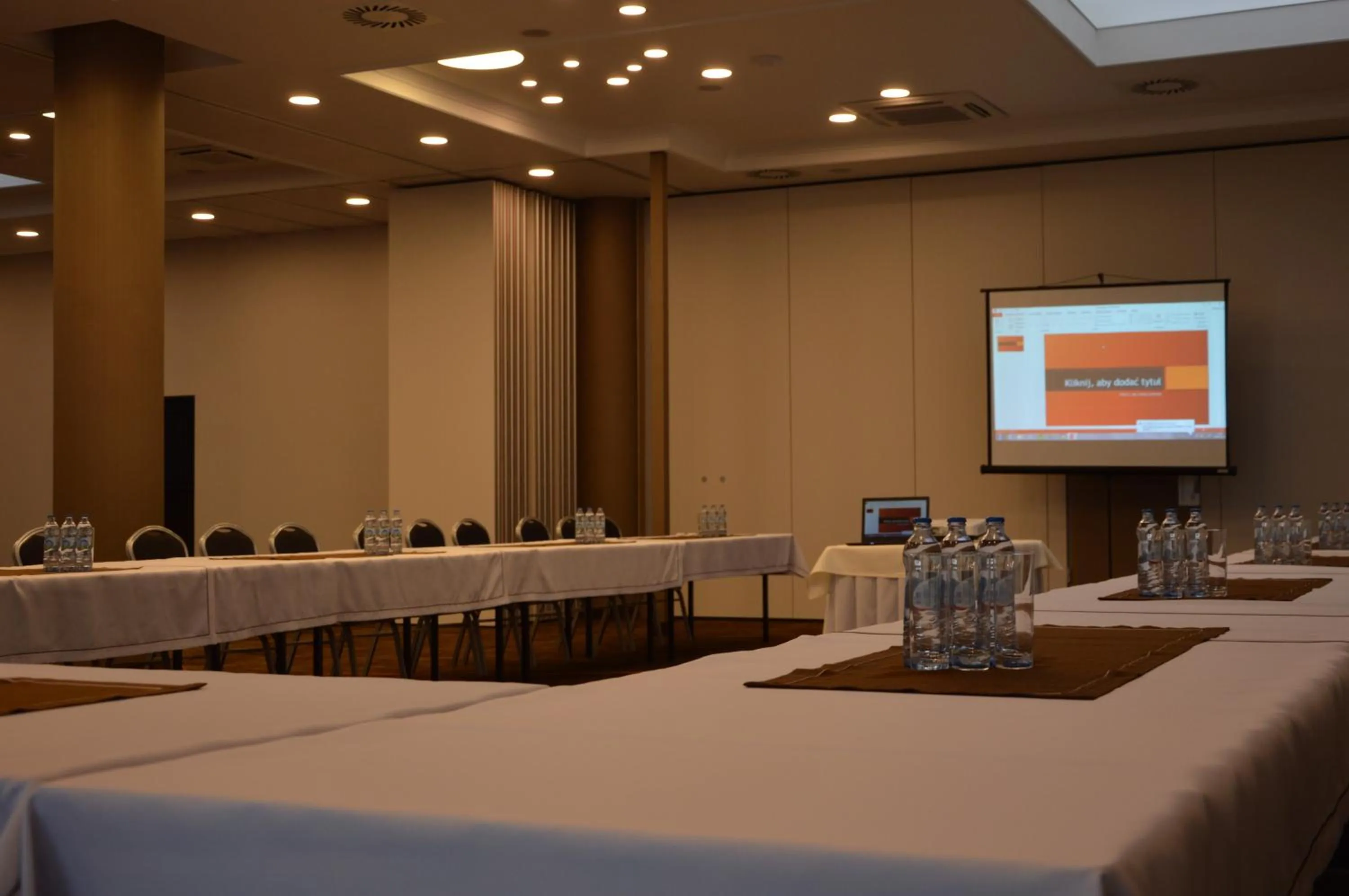 Meeting/conference room in Hotel Milenium