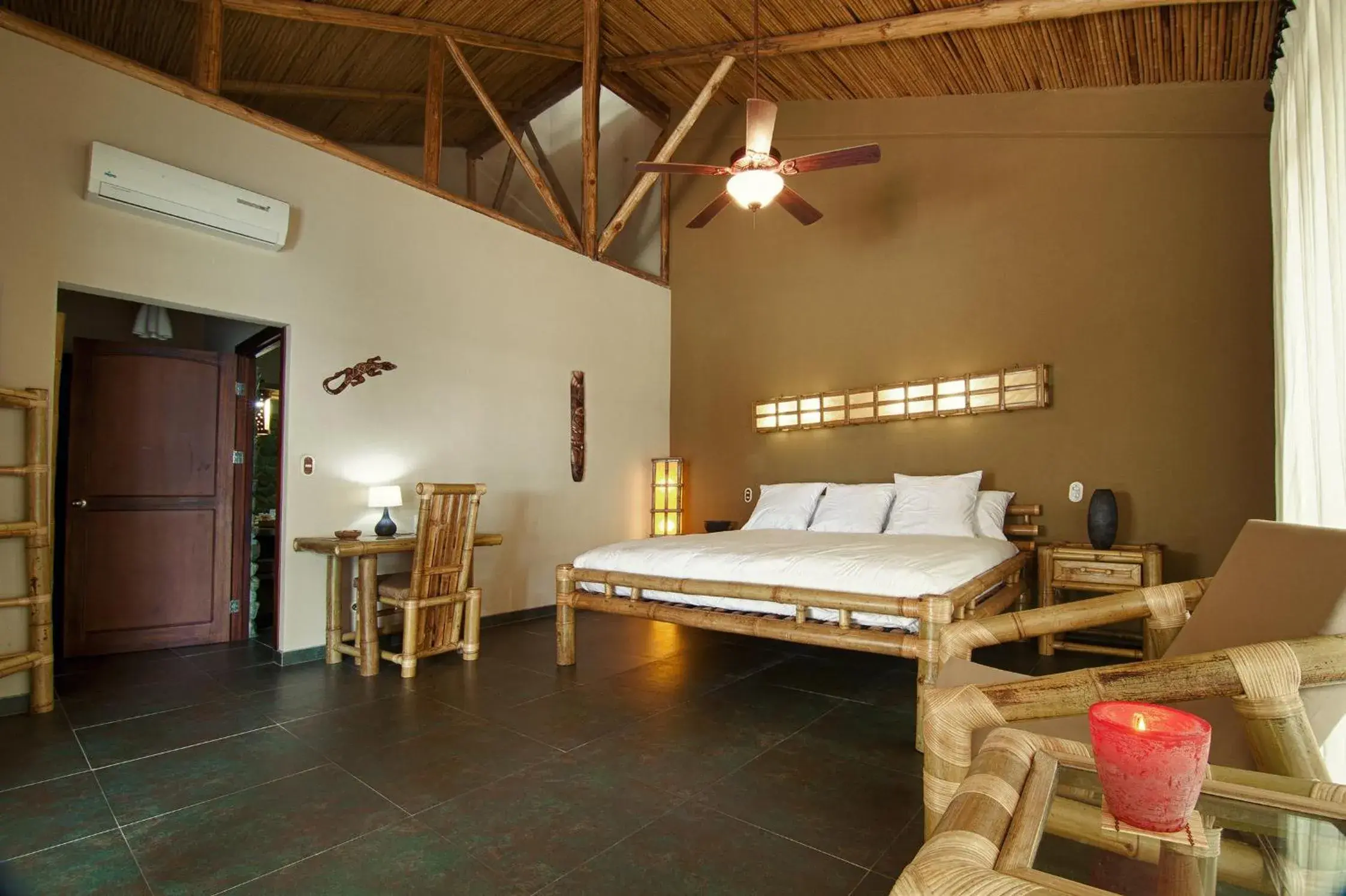 Deluxe Double Room with Sea View - single occupancy in Hotel Clandestino beach resort Deluxe Double Room with Sea View - single occupancy in Hotel Clandestino beach resort