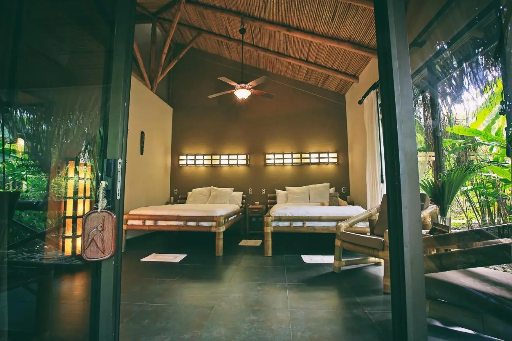 Two-Bedroom Deluxe Apartment in Hotel Clandestino beach resort Two-Bedroom Deluxe Apartment in Hotel Clandestino beach resort