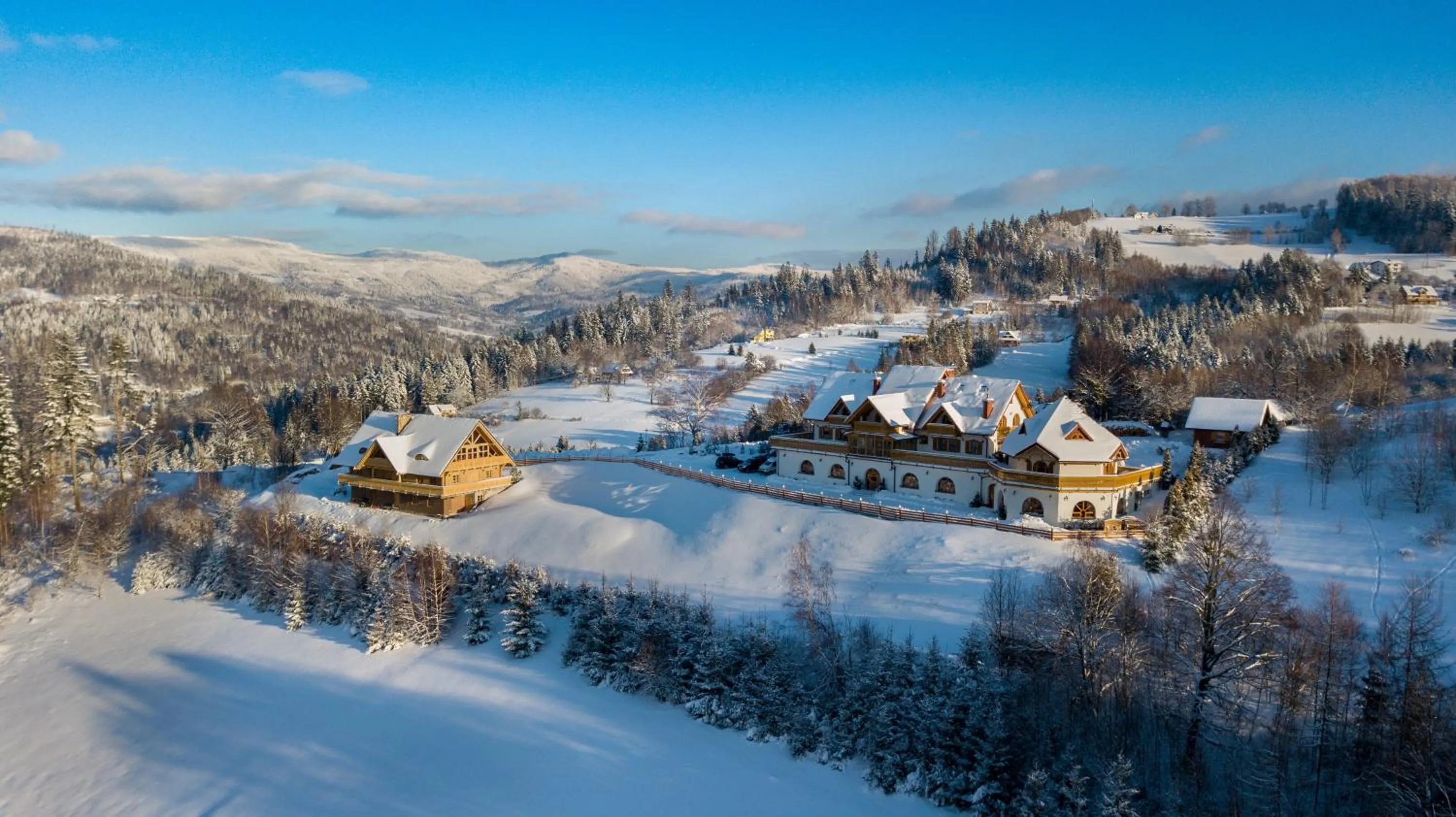 Property building in Karolowy Dwór - Mountain Spa & Relax